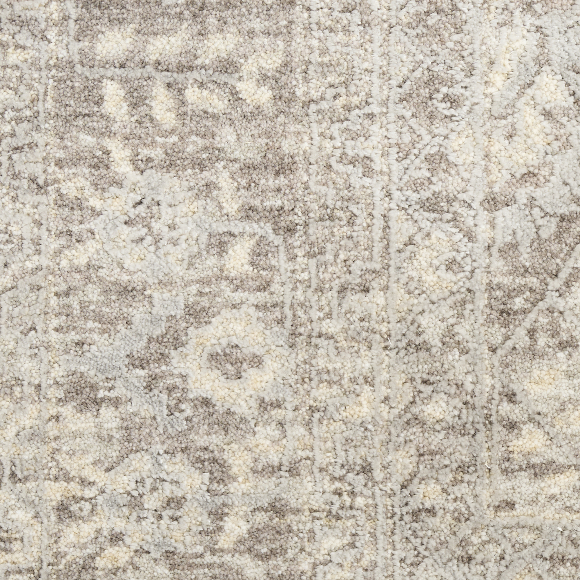 Nourison Sultana 7'10" x 10'2" Beige Vintage Indoor Rug