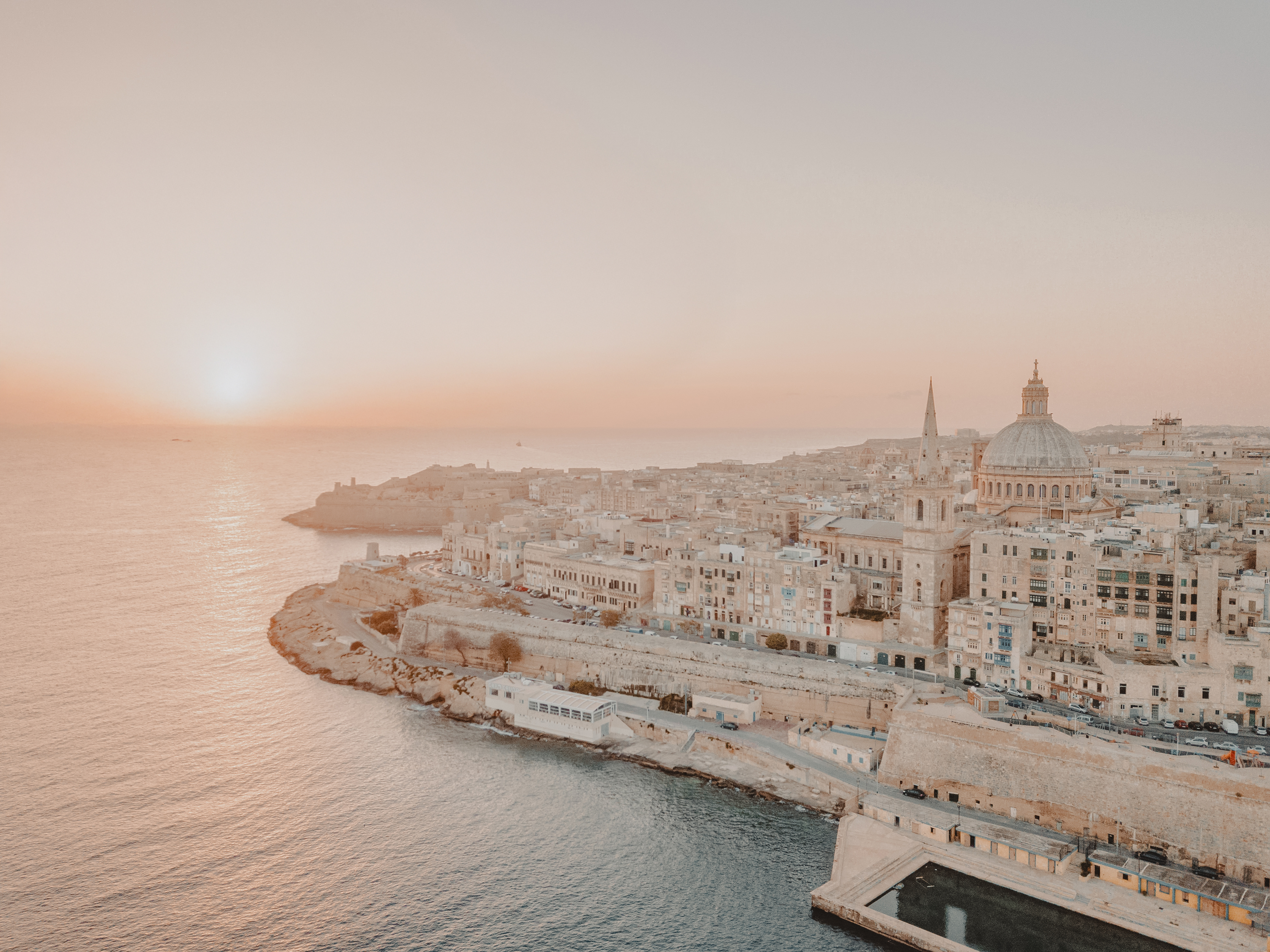 Barcelona → Jeddah (12 nights)
