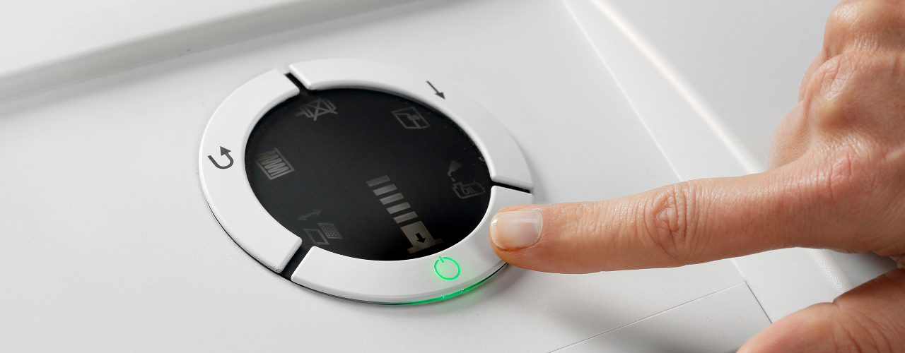 Basic control buttons and helpful indicator lights for frustration-free use.