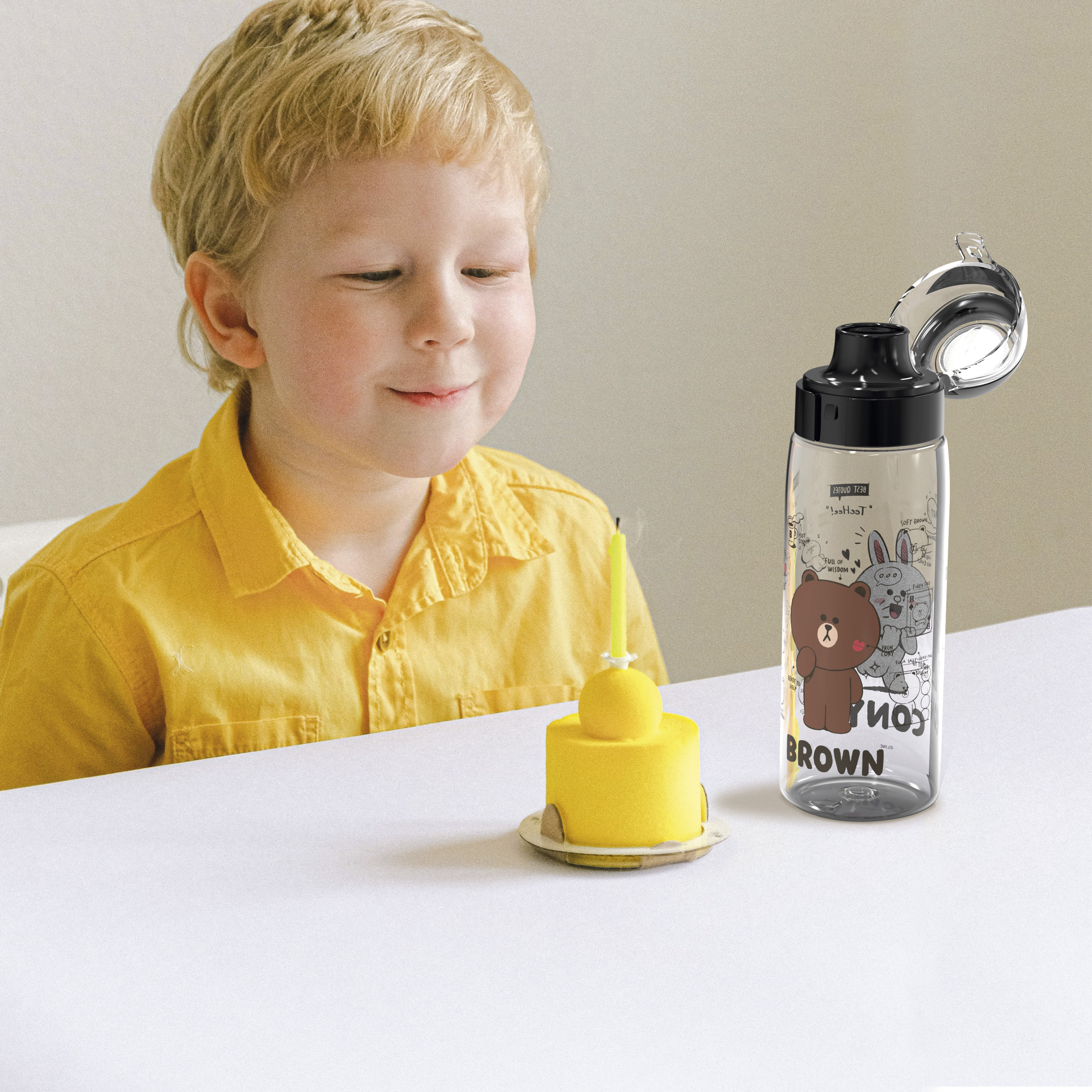 Line Friends 25 ounce Water Bottle, Teddy Bear slideshow image 4 Line Friends 25 ounce Water Bottle, Teddy Bear slideshow image 4