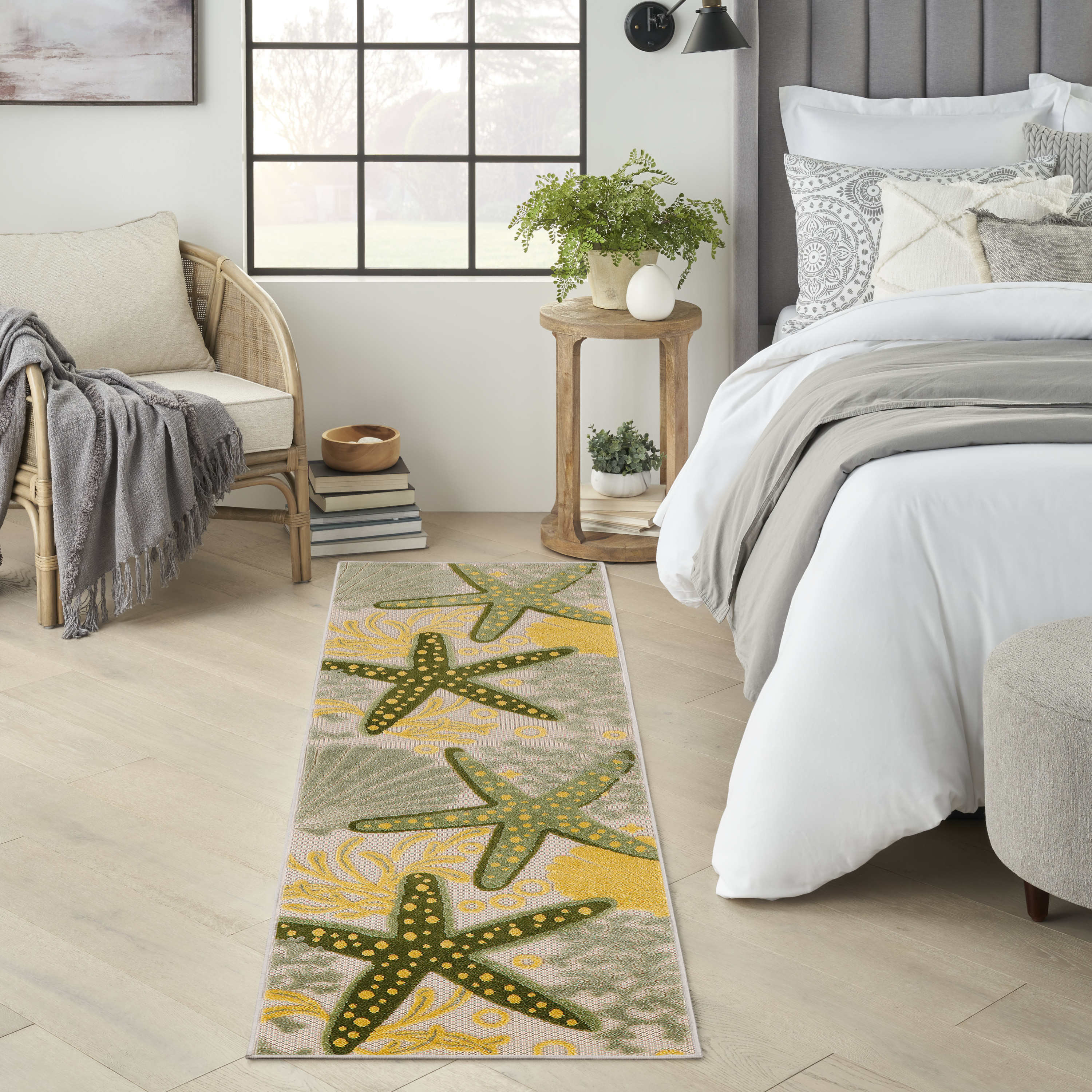 Nourison Aloha 2' x 6' Green Yellow Outdoor Rug
