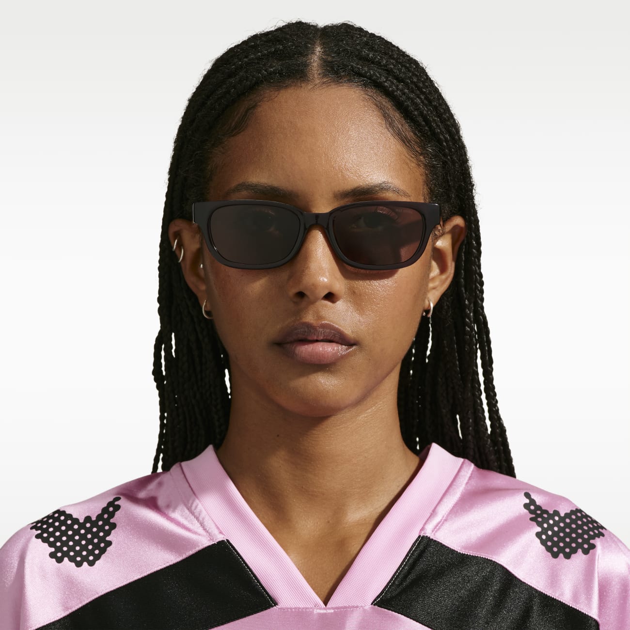 Nike Tide Crest Lifestyle Image 2