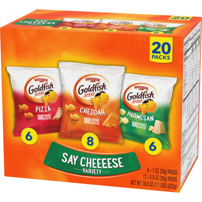 Goldfish® Goldfish Crackers Say Cheeeese Variety, 20 count box, 18.8 oz, bag - Right Angle Image