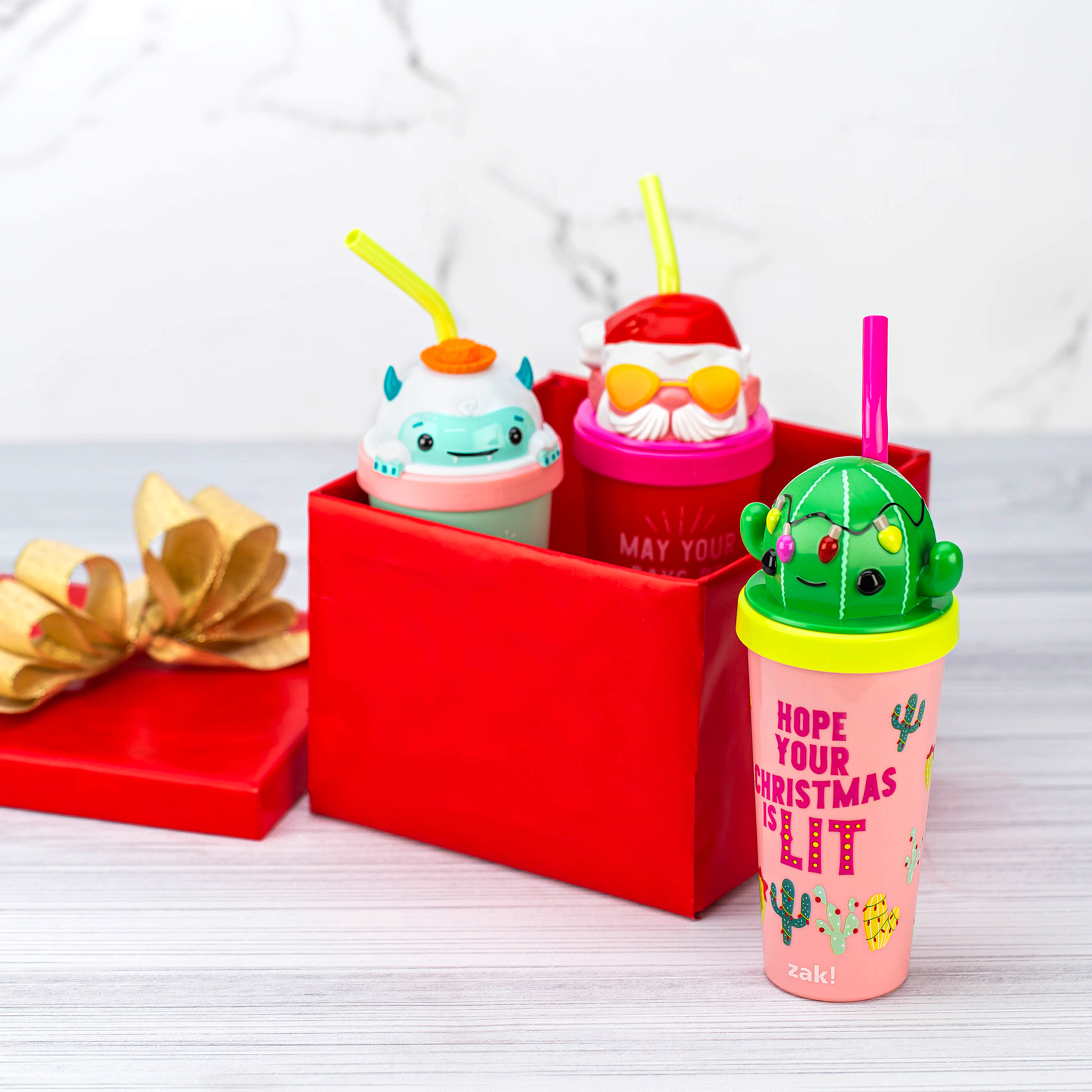 Zak Holiday 18 ounce Reusable Plastic Tumbler, Cactus slideshow image 9 Zak Holiday 18 ounce Reusable Plastic Tumbler, Cactus slideshow image 9
