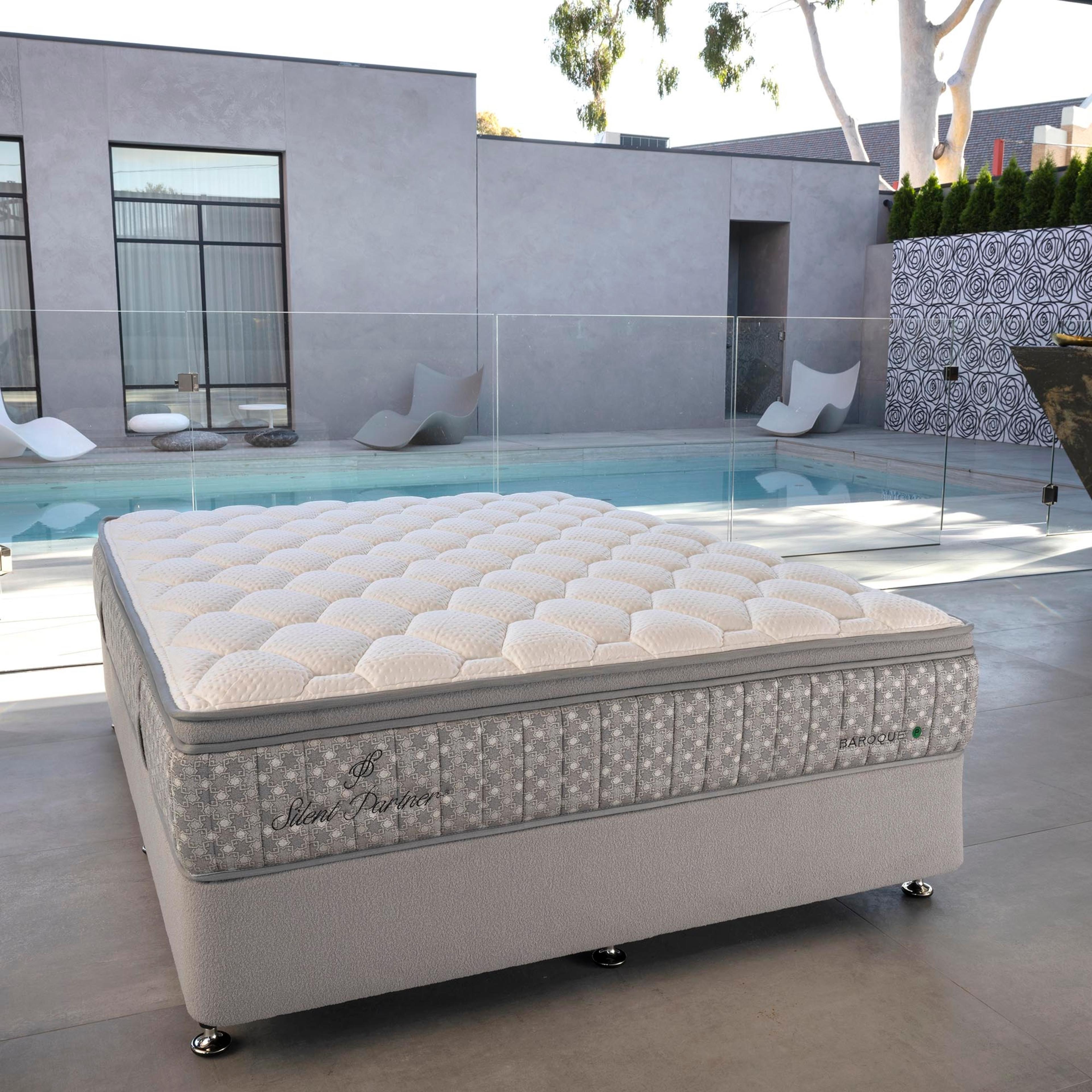 Lifestyle image of the Silent Partner Baroque Base from Forty Winks