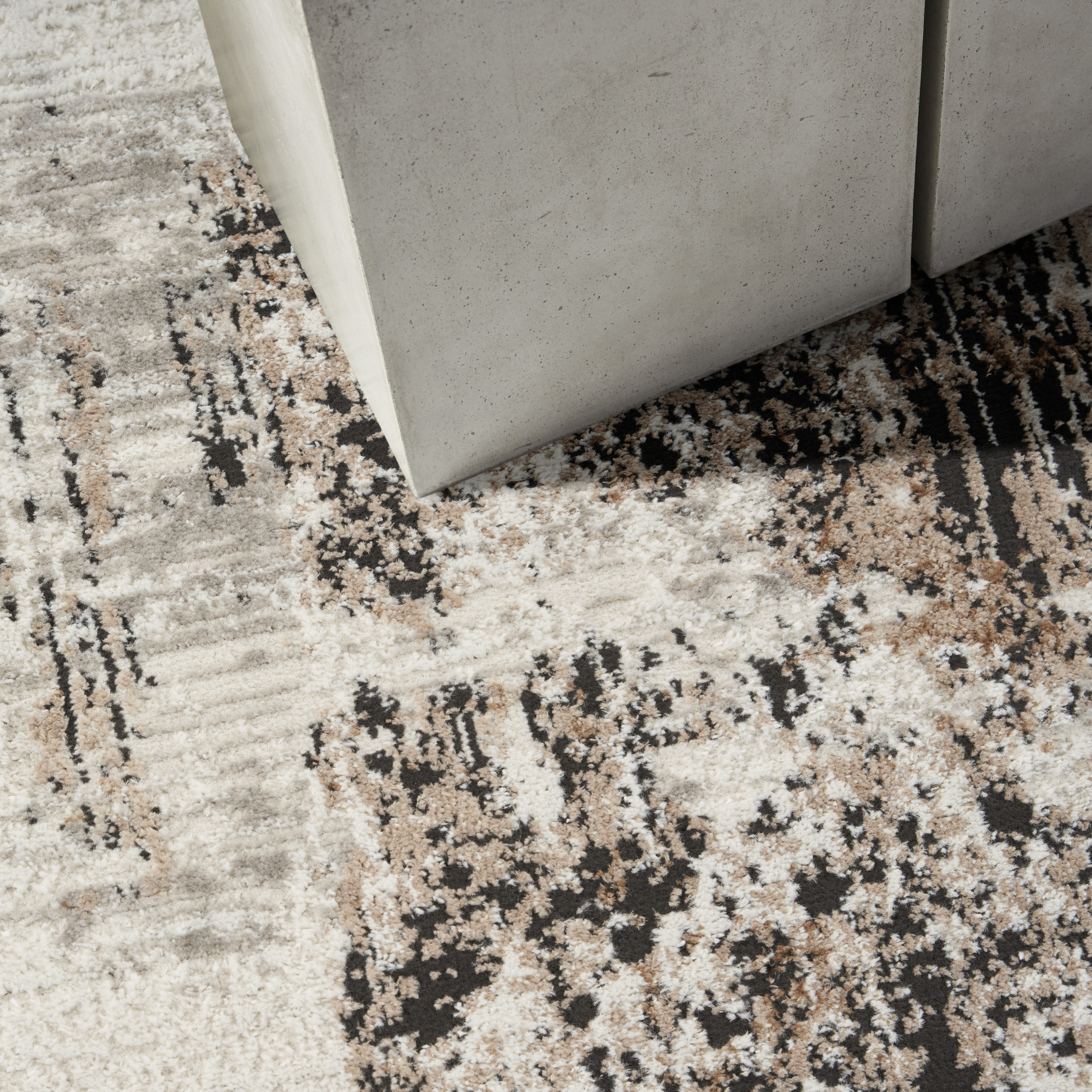 Calvin Klein CK029 Captivating 5'3" x 7'3" Cream Beige Modern Indoor Rug