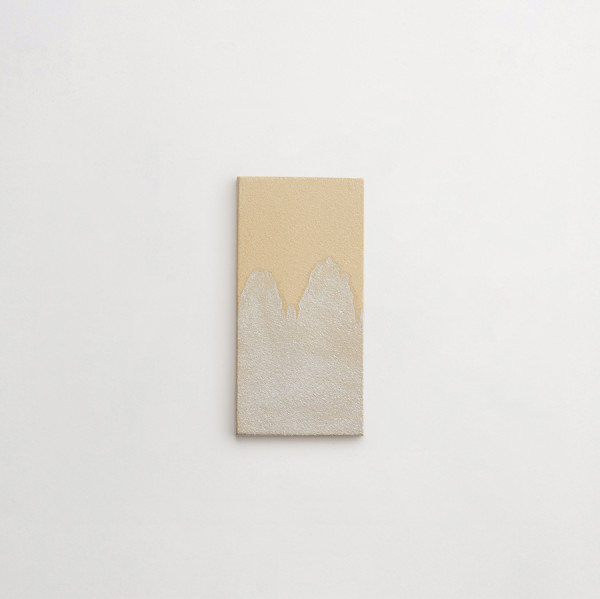 watermark | peaks | antique silver | bisque 