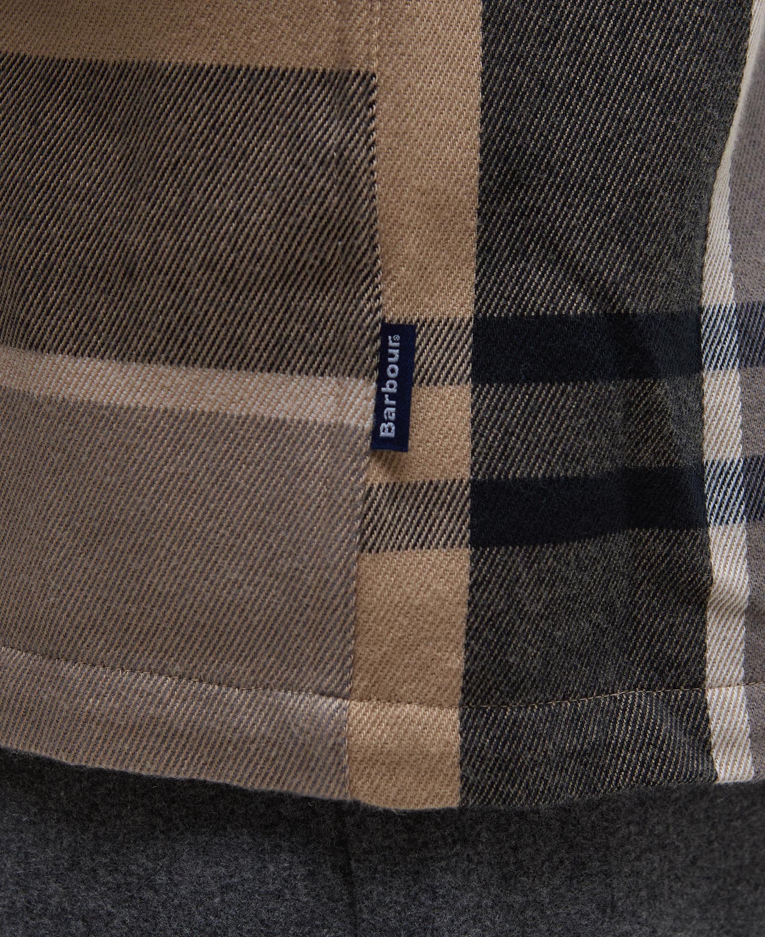Lannich Tartan Overshirt image number 4