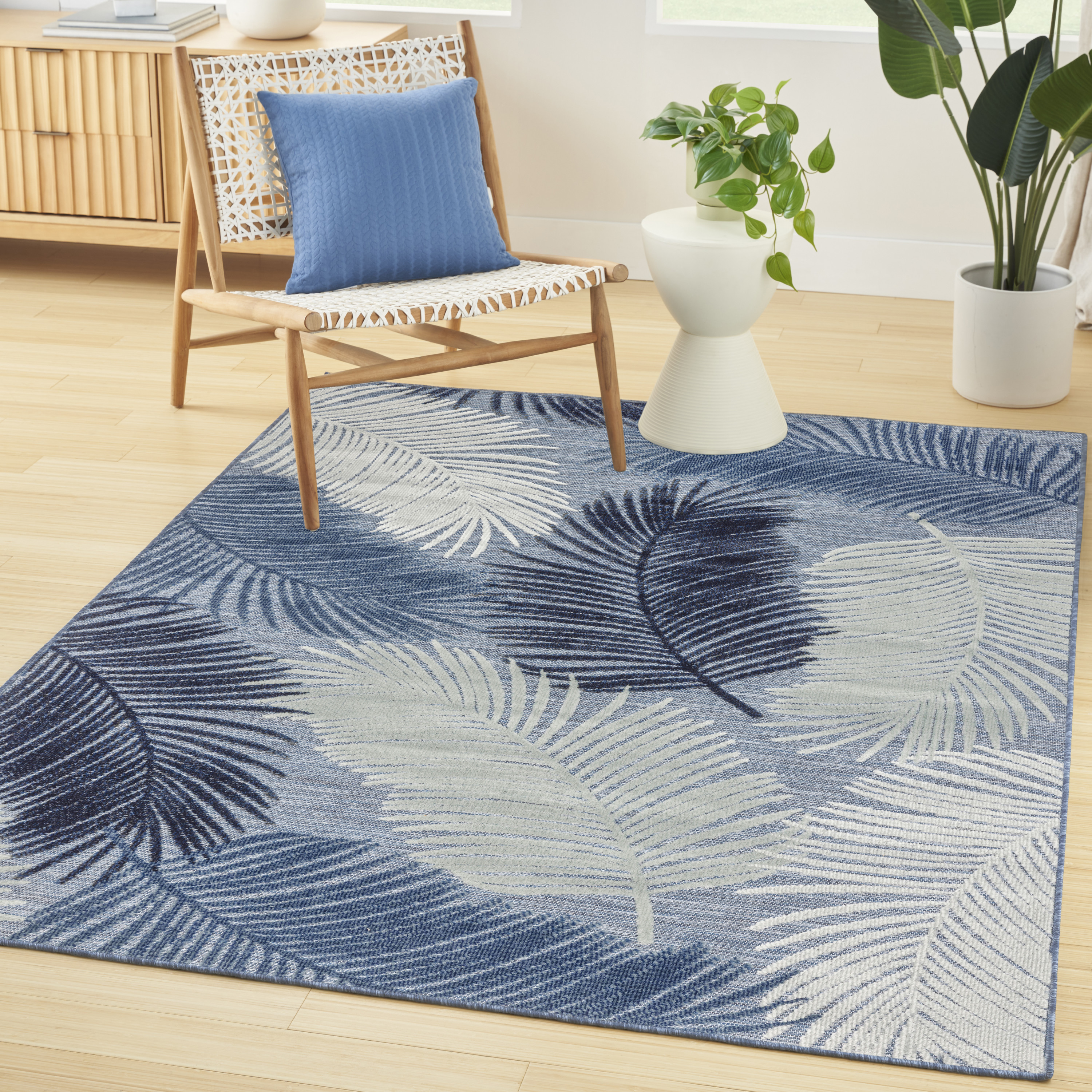 Nourison Suncoast 5'3" x 7'3" Denim Tropical Rug