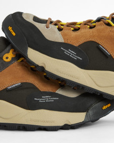 Barbour x Flower Mountain Back Country Uni Trainers Brown Beige