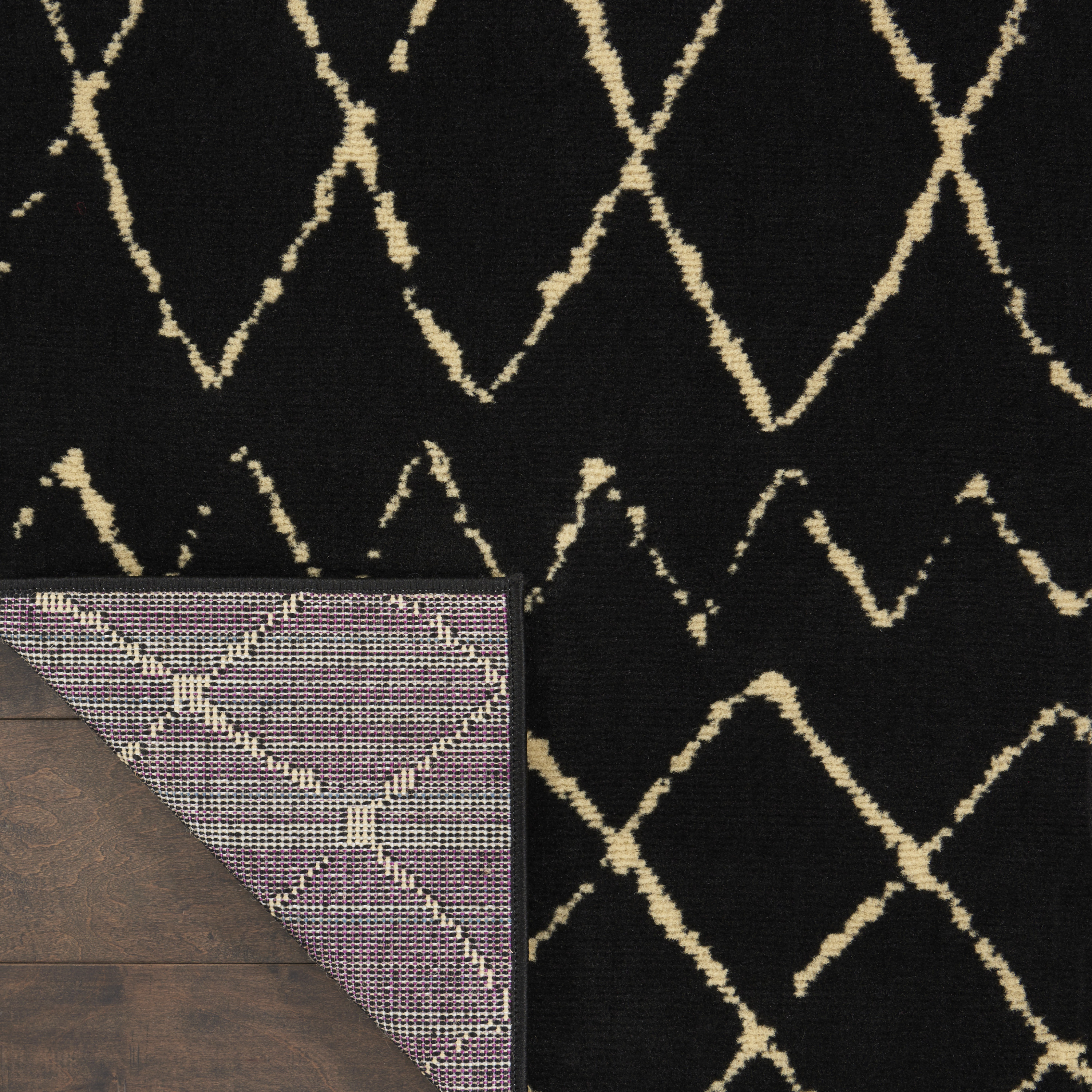 Nourison Grafix 2' x 4' Black Bohemian Indoor Rug