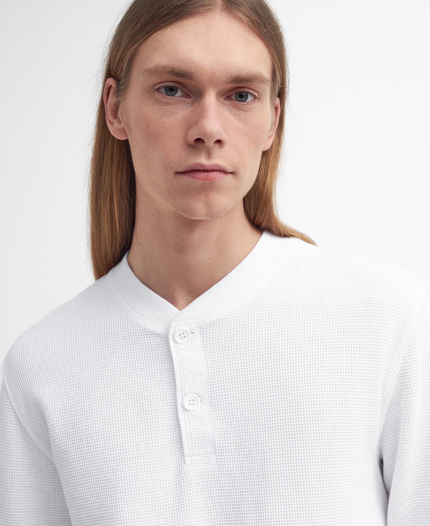 Barbour x Baracuta Henley Relaxed T-Shirt image number 3
