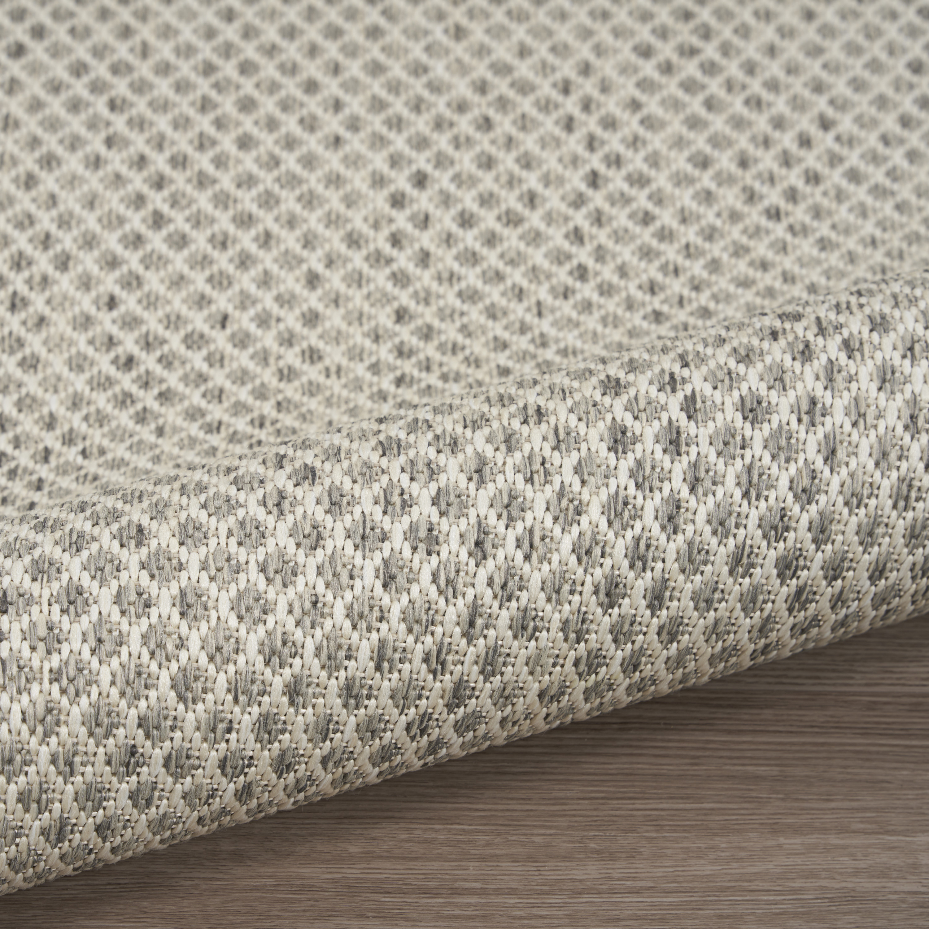 Nourison Courtyard 2' x 6' Ivory Silver Modern Rug