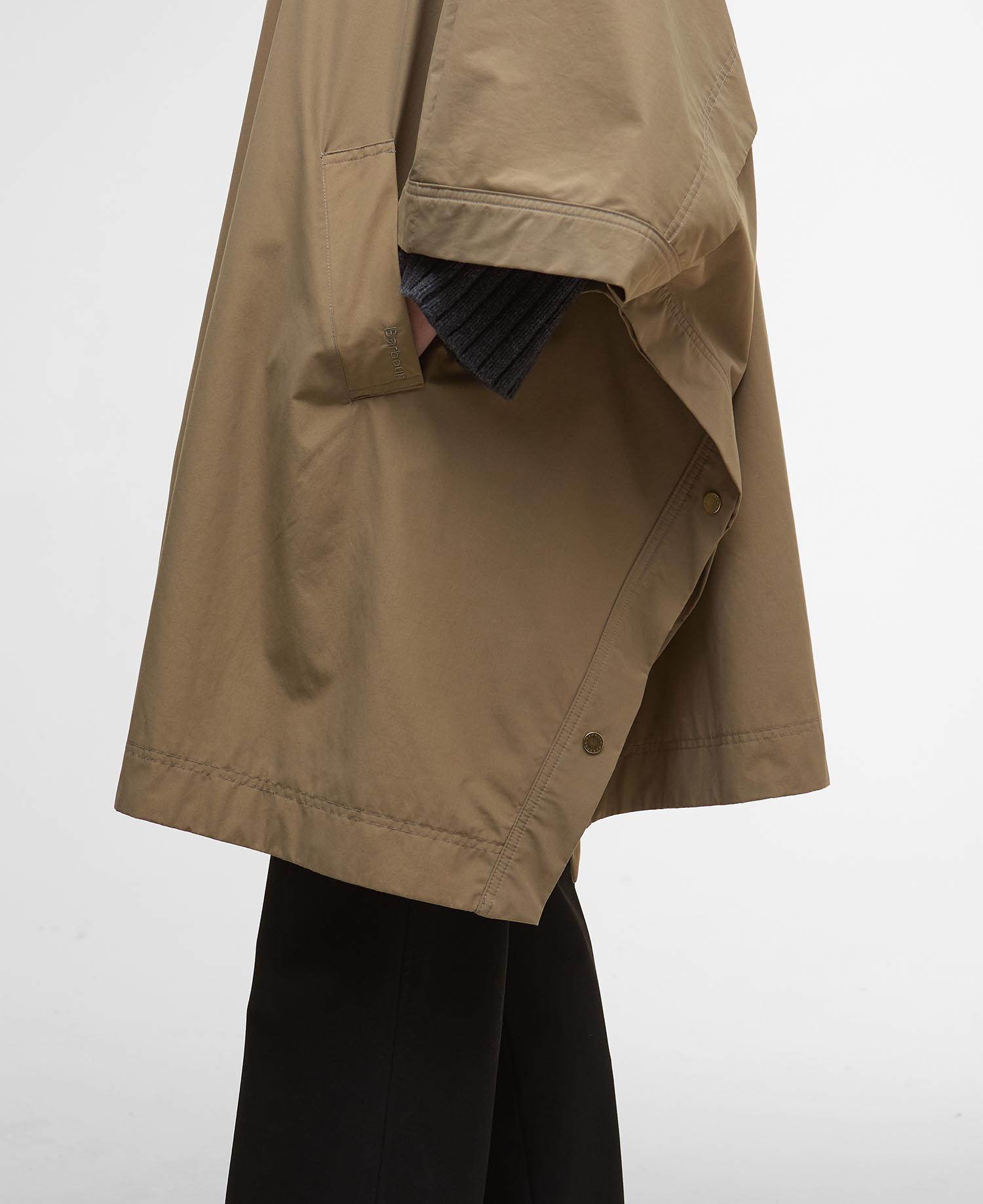 Everlee Showerproof Cape image number 4