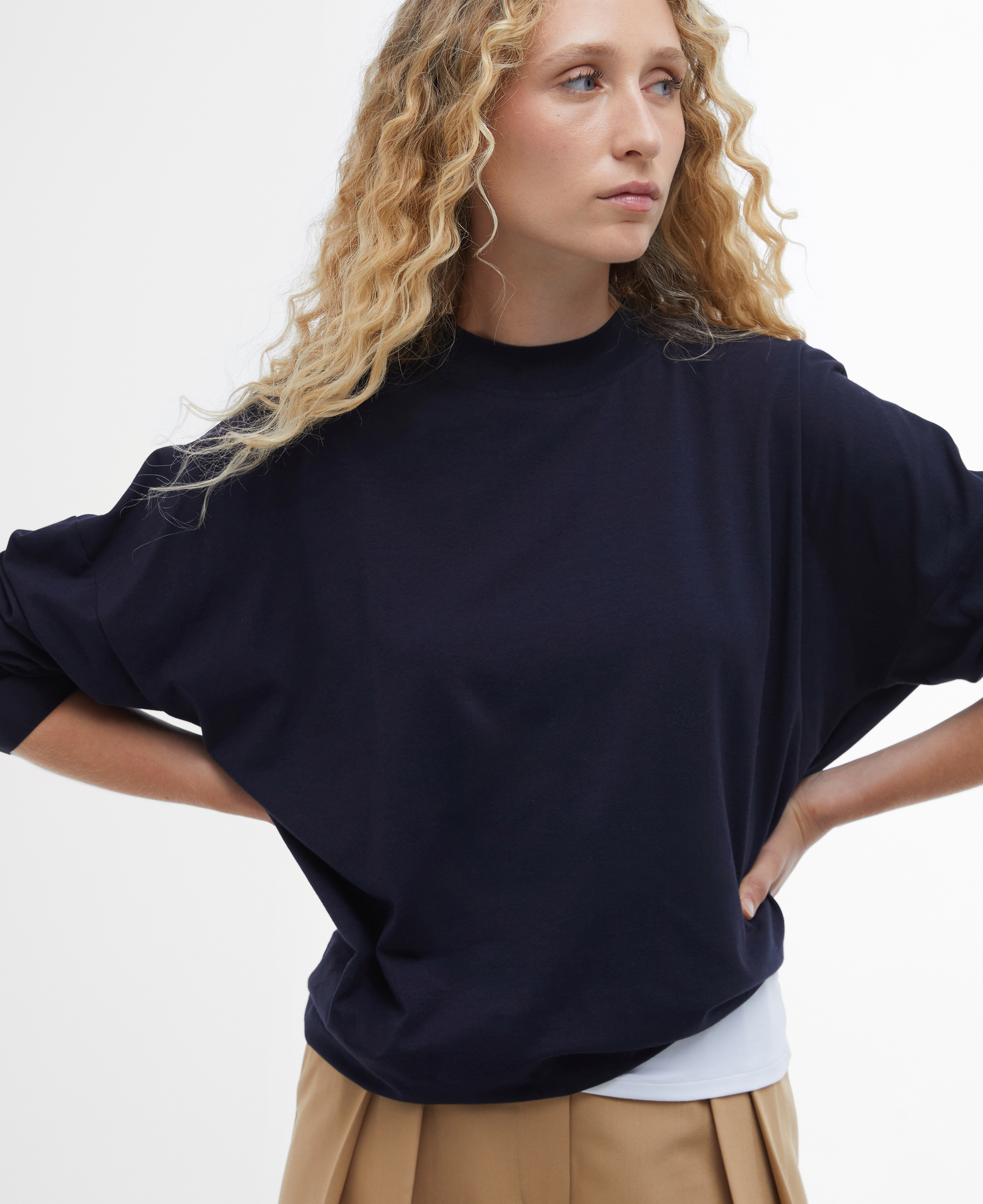 Shelby Long-Sleeved T-Shirt image number 3