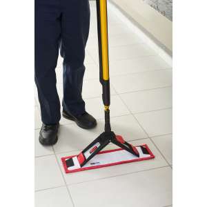 Rubbermaid Commercial, Adaptable Microfiber Flat Mop Pad, 18"W, Red