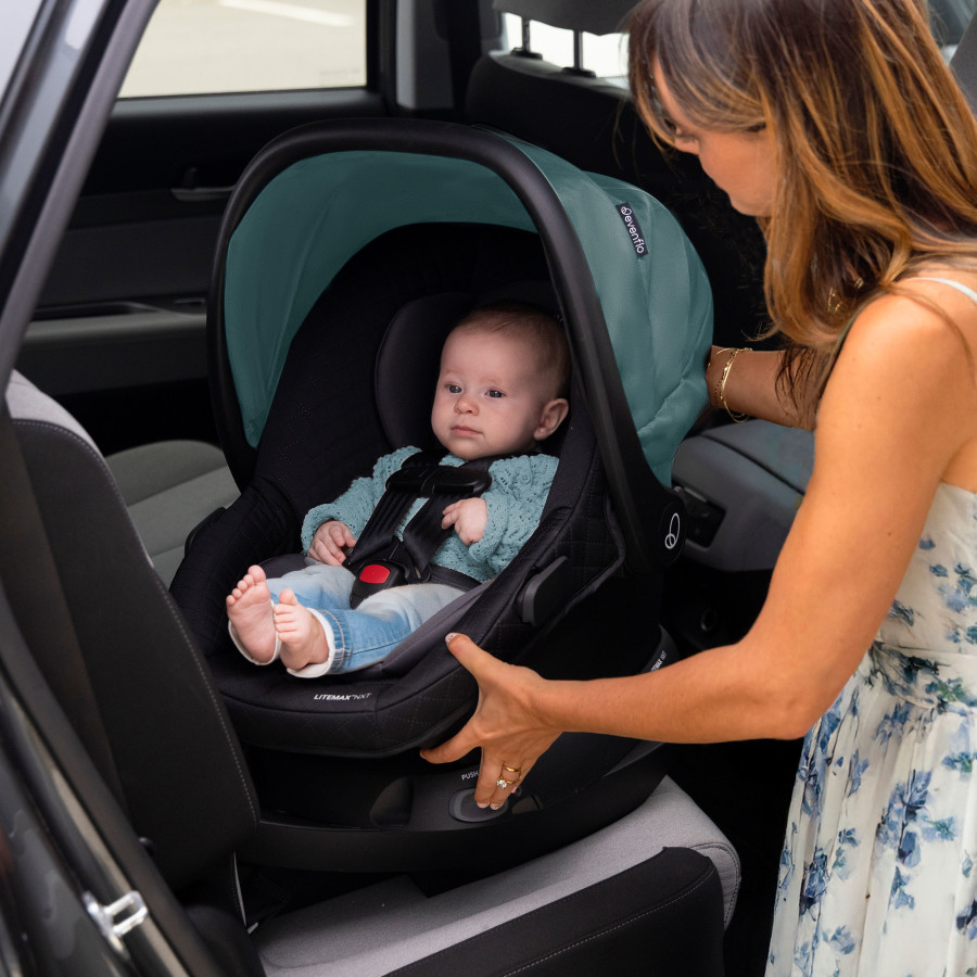 Pivot NXT Travel System w/ Revolve180 LiteMax NXT Infant Car Seat