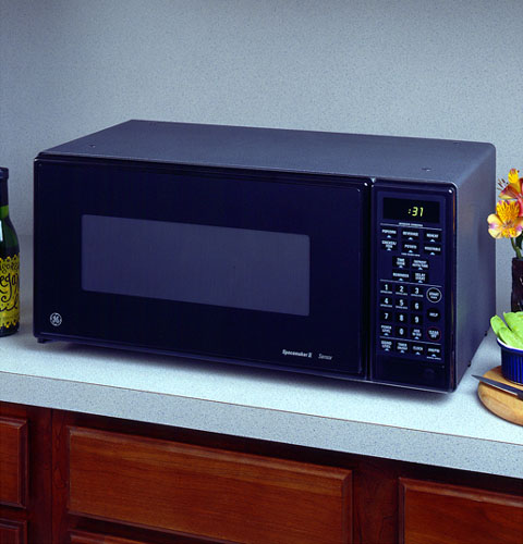 GE Spacemaker II® Microwave Oven
