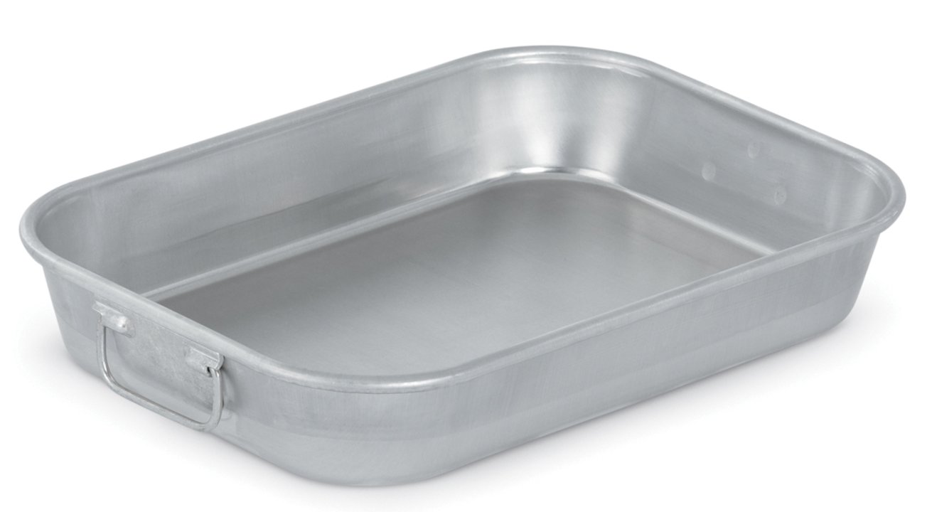4 ½-quart Wear-Ever® aluminum bake and roast pan in natural finish