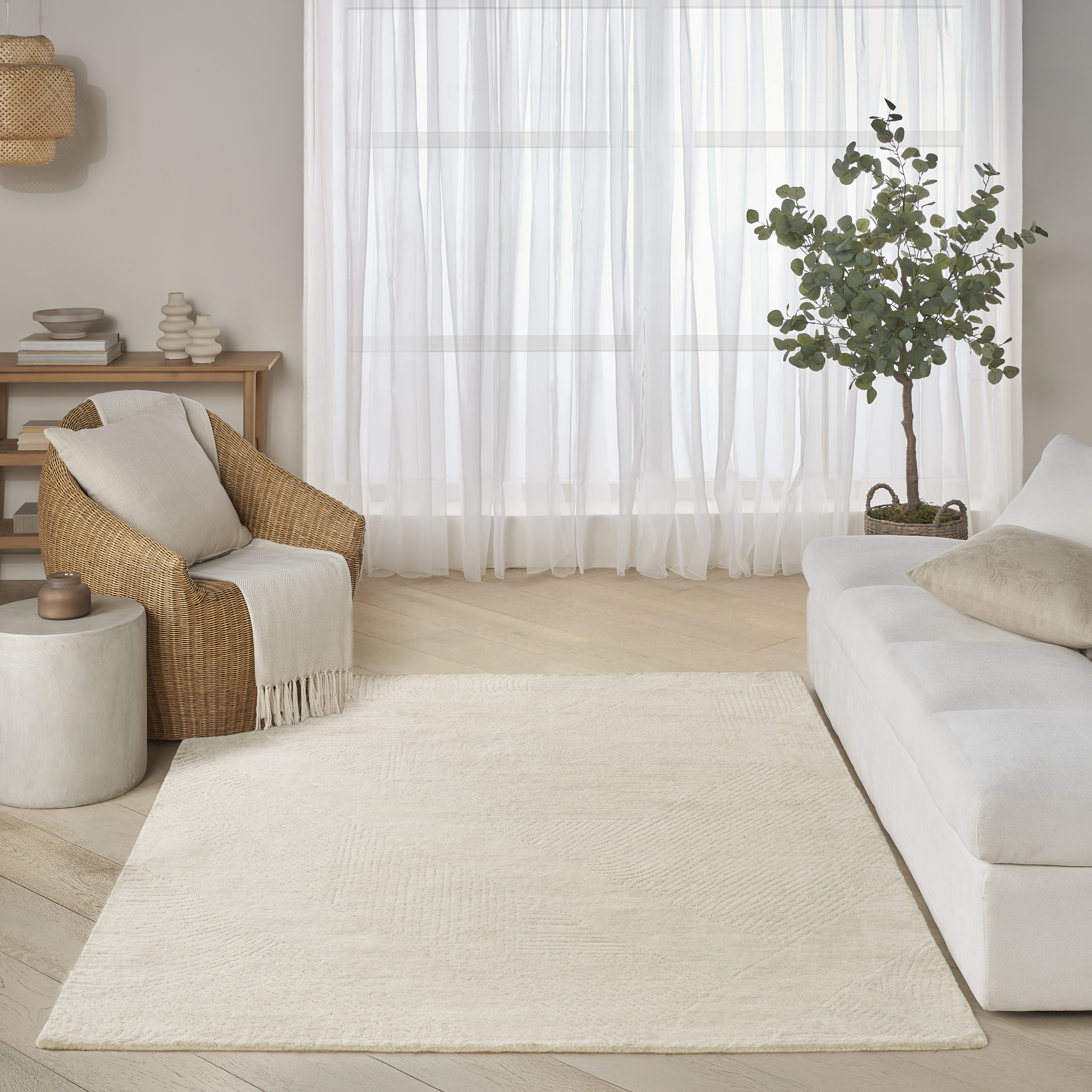 DKNY Pure Patterns 5'3" x 7'3" Ivory Modern Indoor Rug