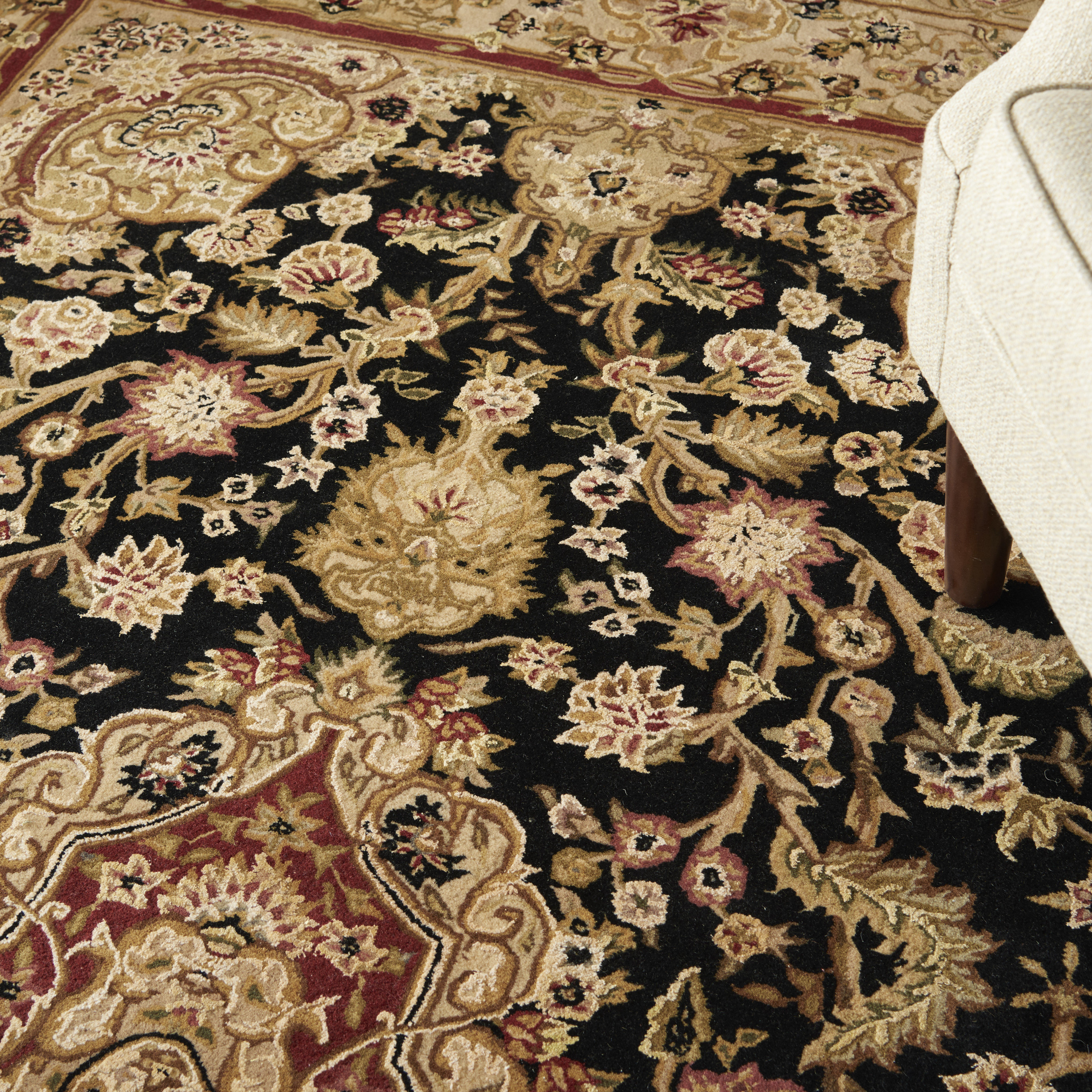 Nourison Nourison 2000 3'9" x 5'9" Black Traditional Indoor Rug