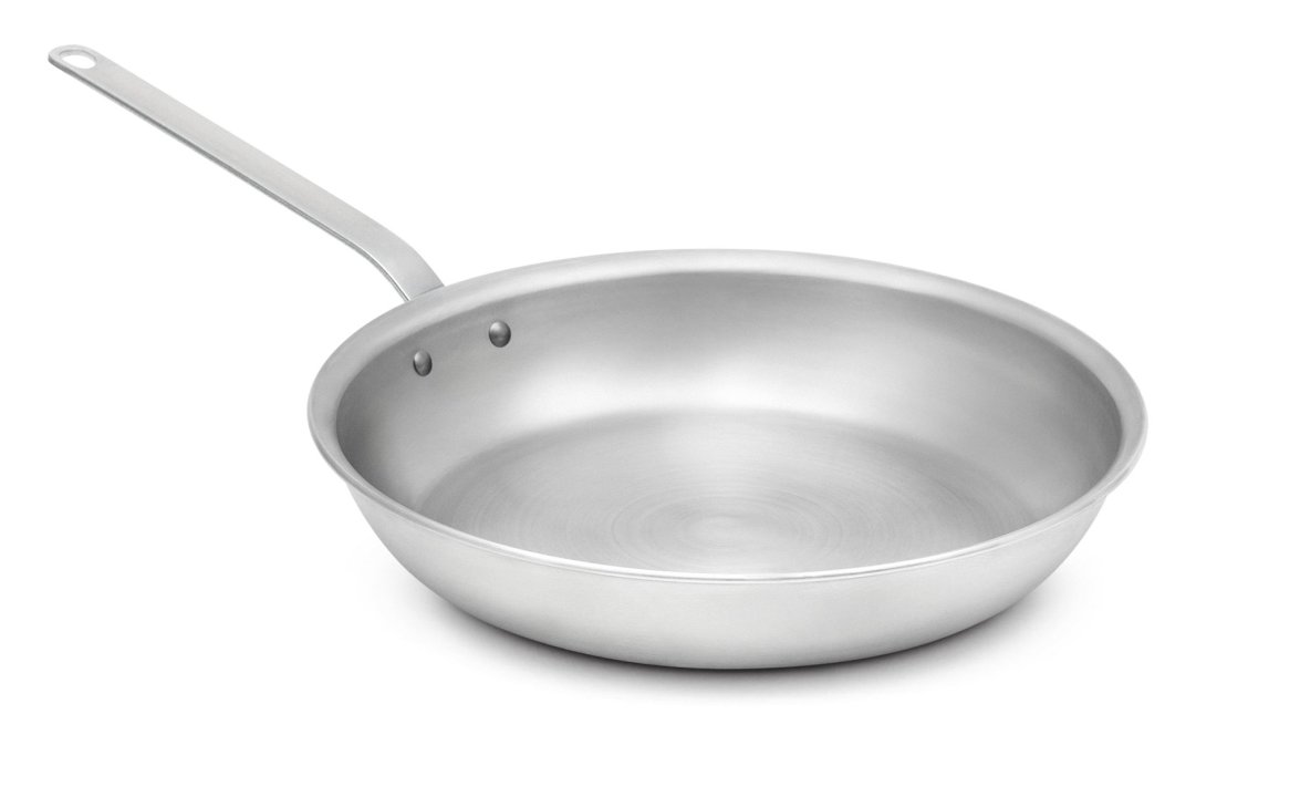 14-inch Wear-Ever® aluminum fry pan with natural finish and plated handle