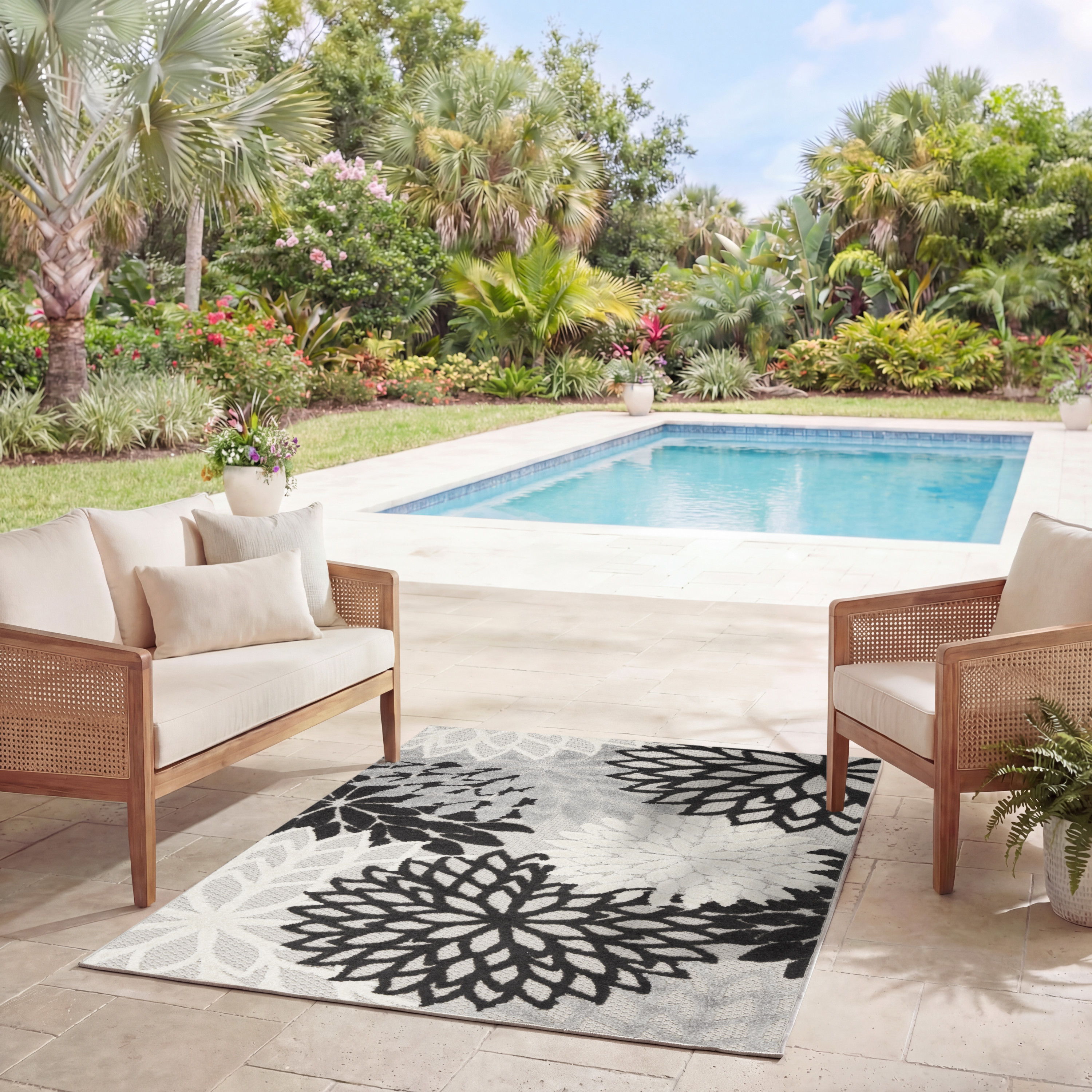 Nourison Aloha 3' x 5' Black White Tropical Rug