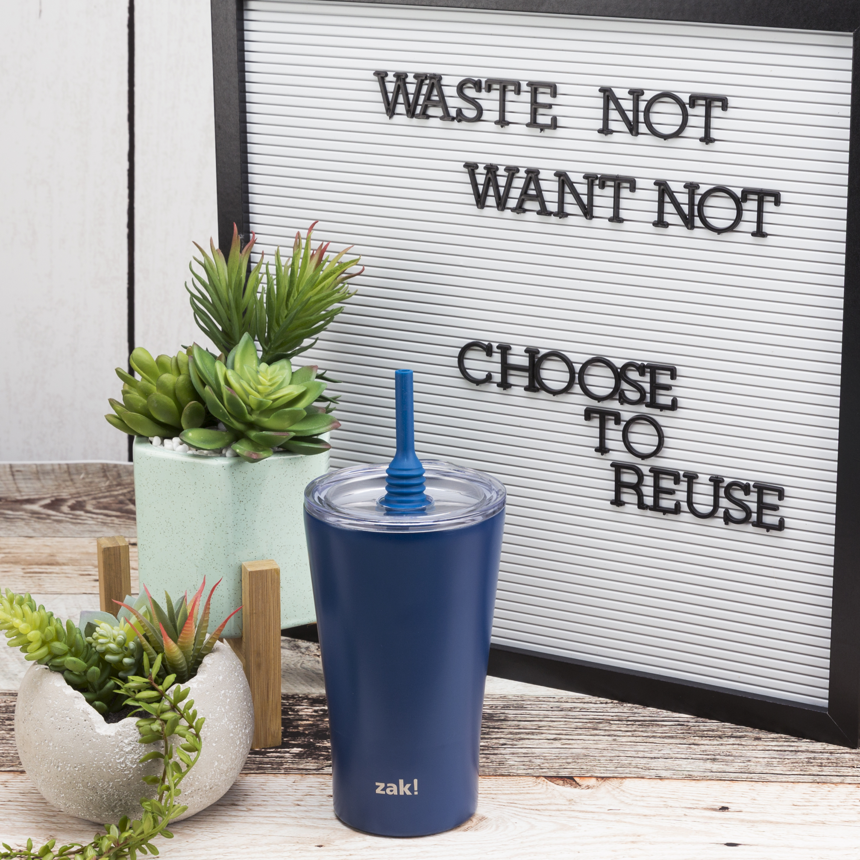 Alfalfa 20 ounce Vacuum Insulated Stainless Steel Tumbler, Indigo slideshow image 6 Alfalfa 20 ounce Vacuum Insulated Stainless Steel Tumbler, Indigo slideshow image 6