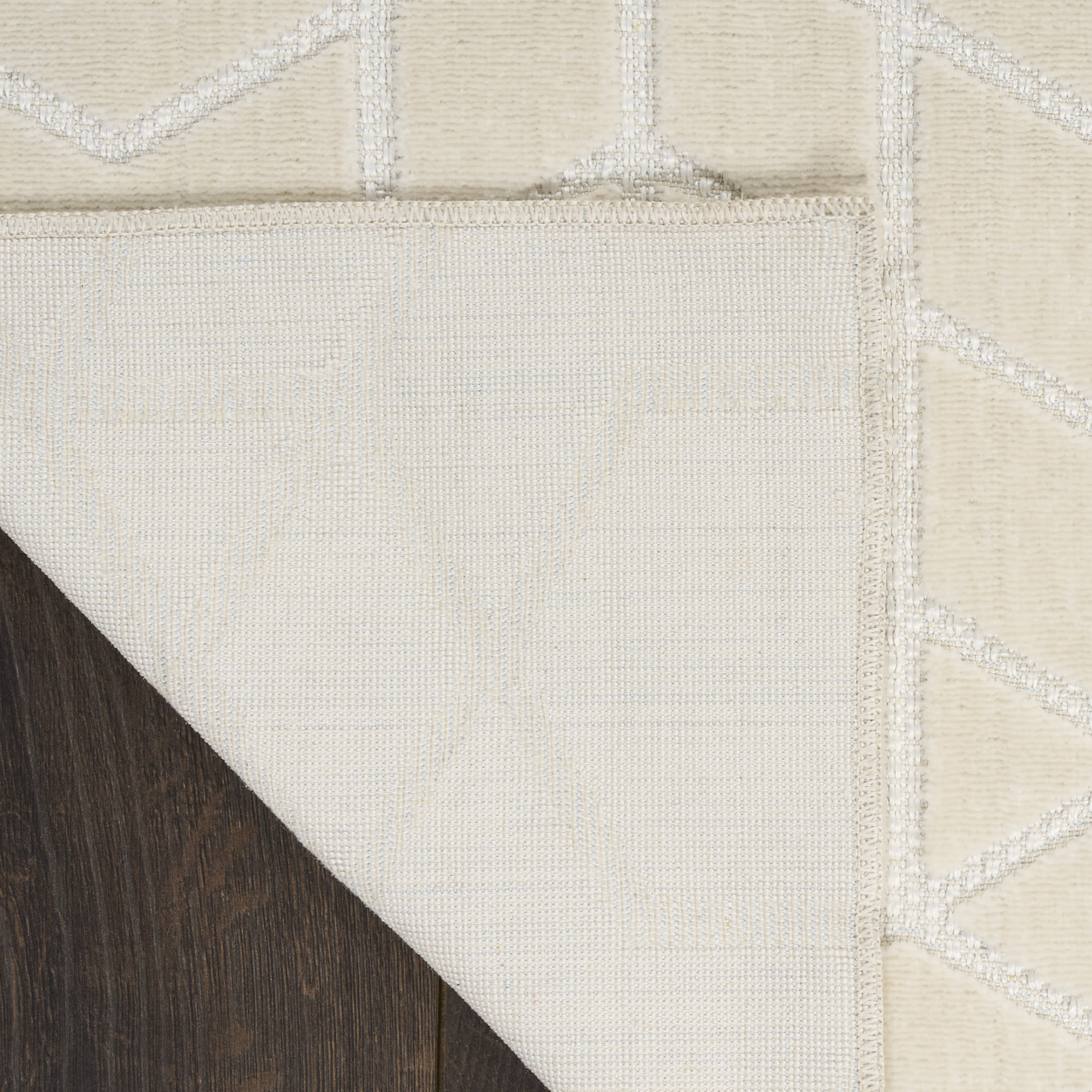 Nourison Washable Charm 4' x 6' Ivory Modern Indoor Rug