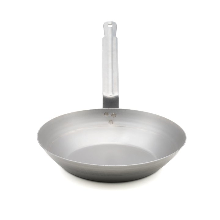 9 ⅜-inch carbon steel fry pan