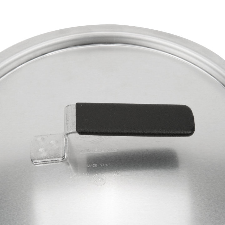 10 ¾-inch Wear-Ever® domed aluminum cover with satin finish and dipped handle