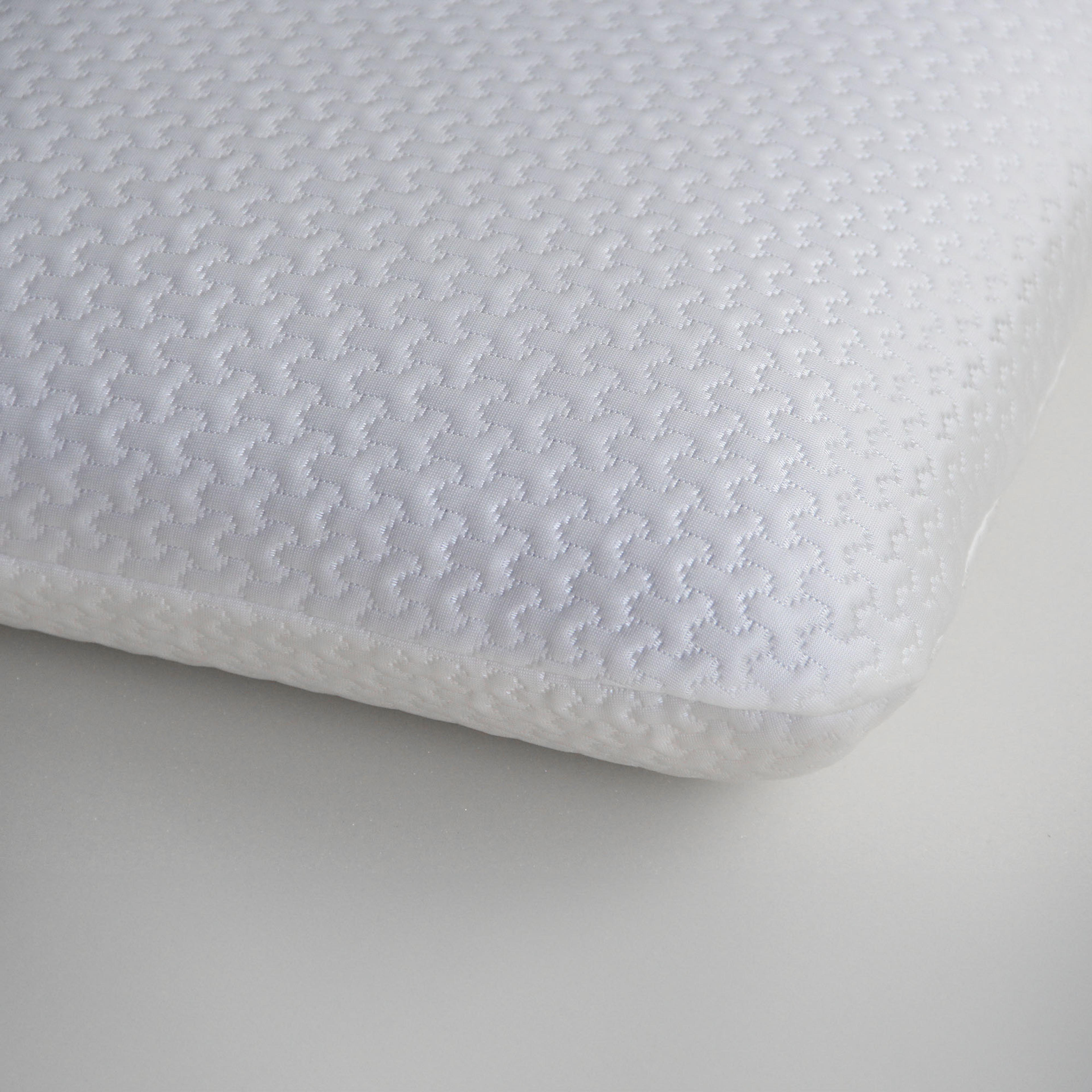 Detail image of the Bambi Dream Blue Memory Foam Pillow from Forty Winks