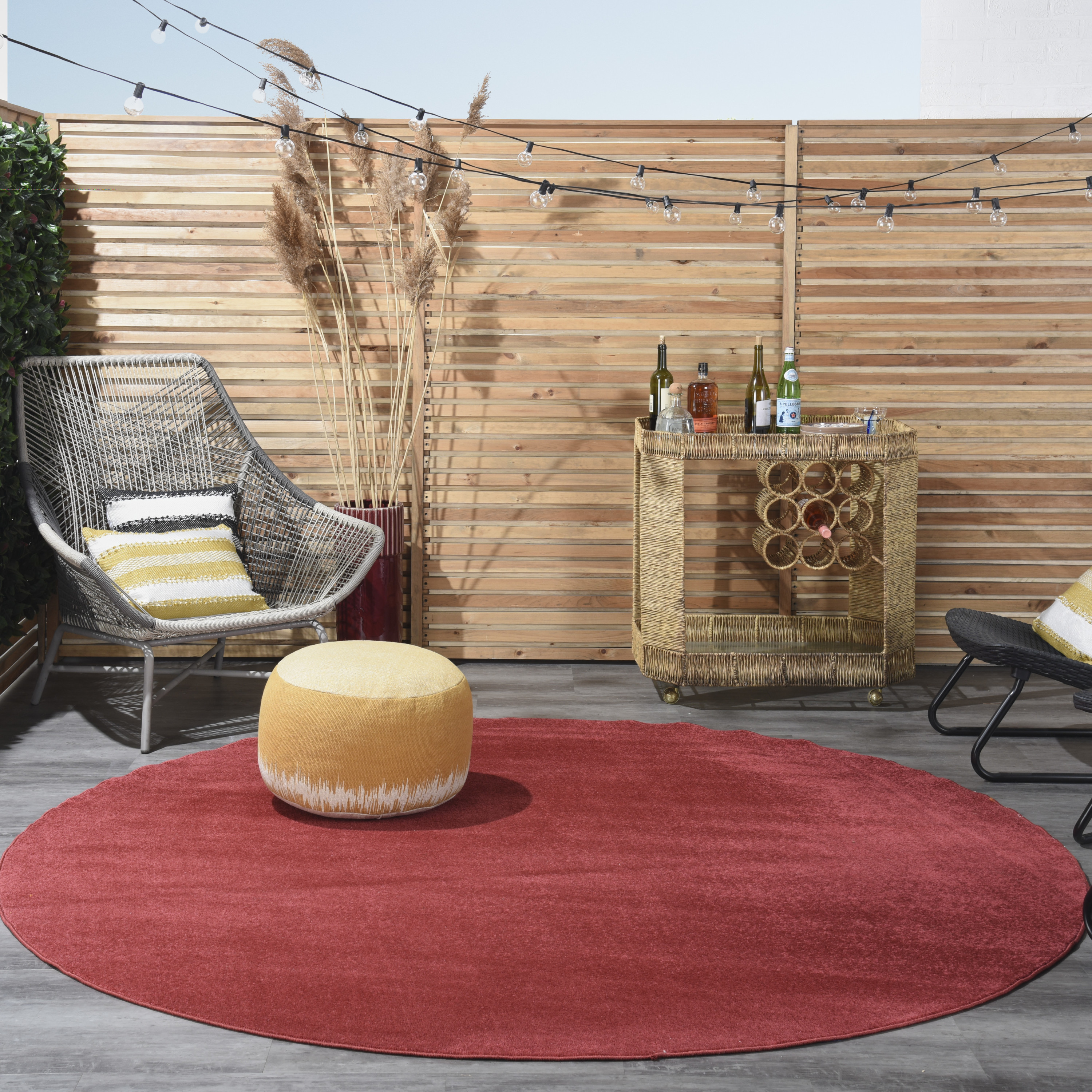 Nourison Nourison Essentials 8' x Round Brick Red Outdoor Rug