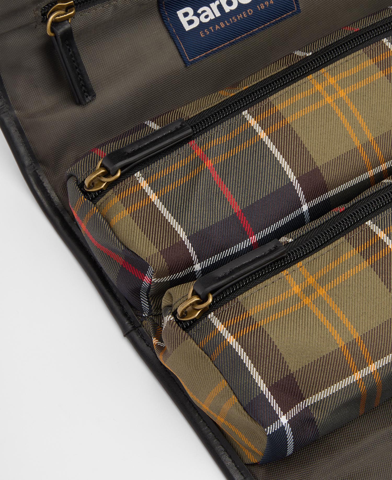 Tartan Hanging Washbag image number 5