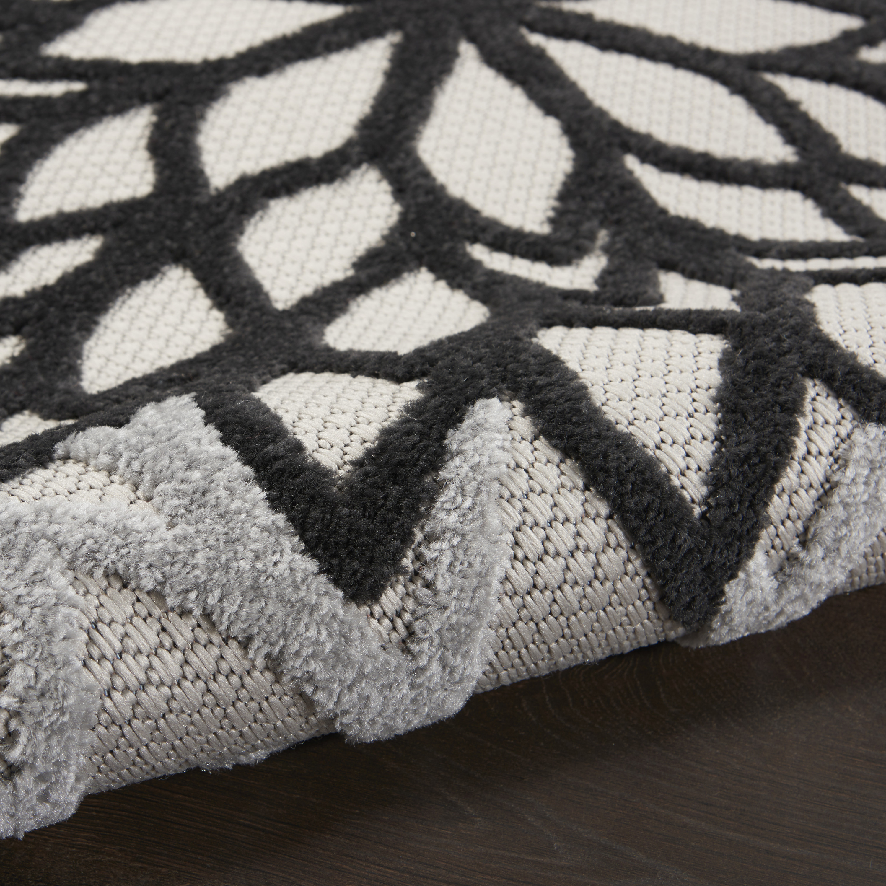 Nourison Aloha 6' x 9' Black White Tropical Rug