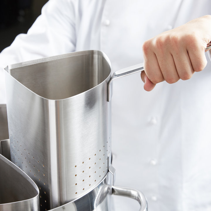 7 ½-quart Centurion® four-segment pasta inserts