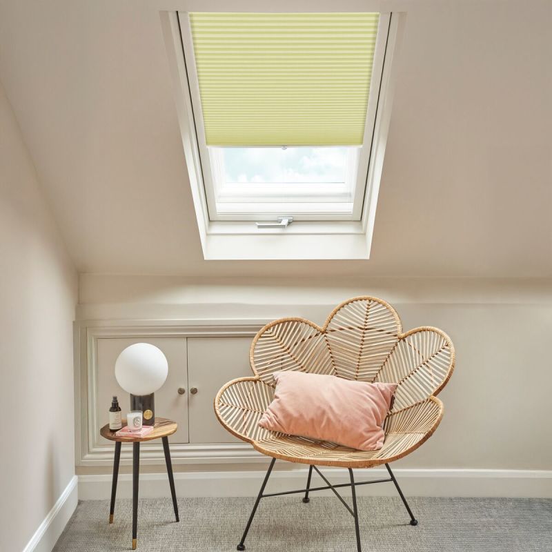 Thermashade Blackout Cream Pleated blind