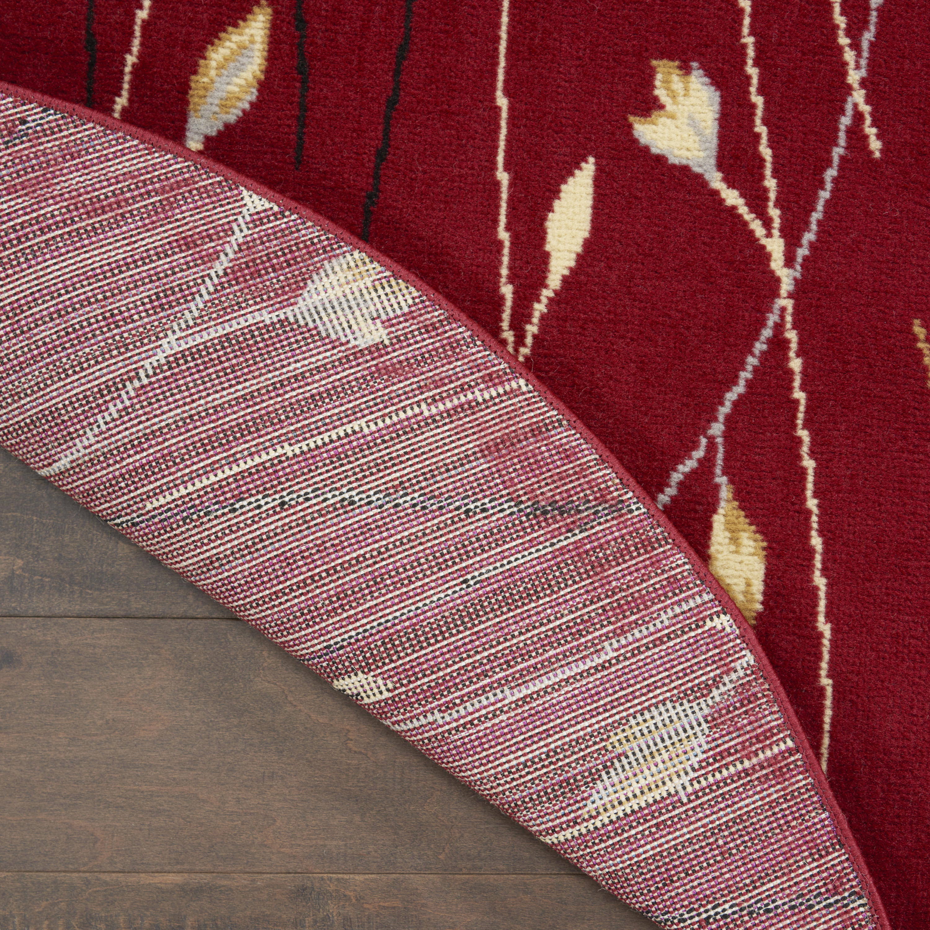 Nourison Grafix 4' x Round Red Contemporary Indoor Rug