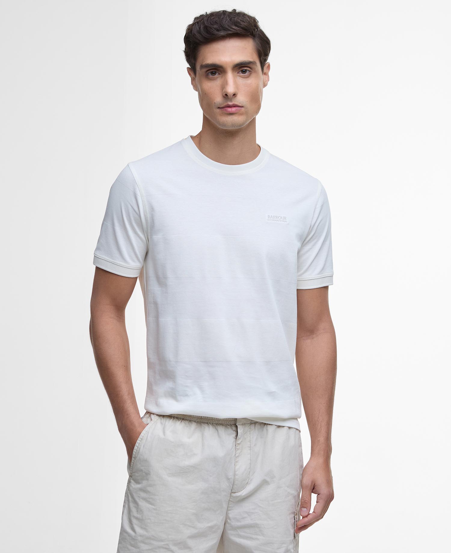 T-shirt Chapter image number 0