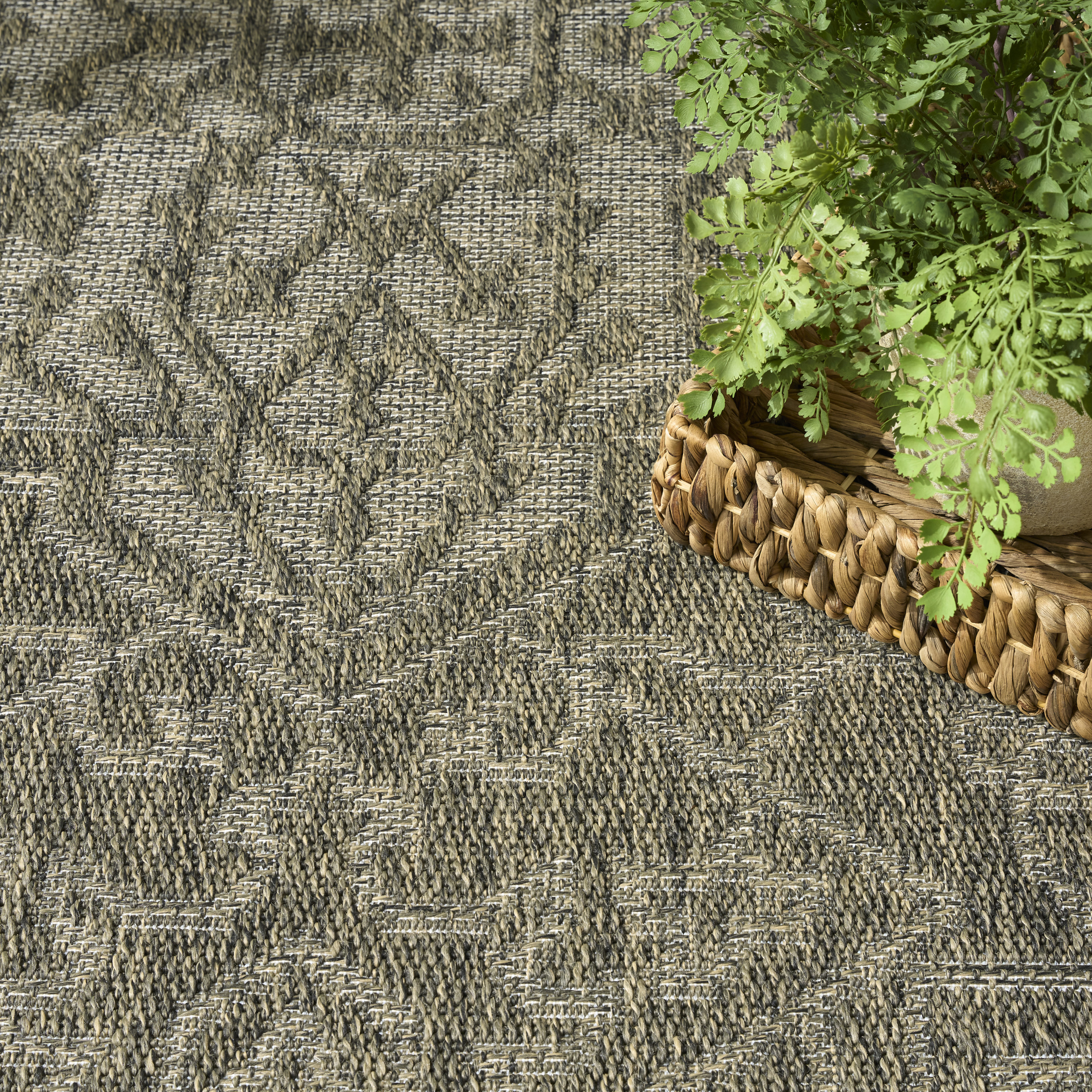 Nourison Tulum 5'3" x 7' Olive Outdoor Rug