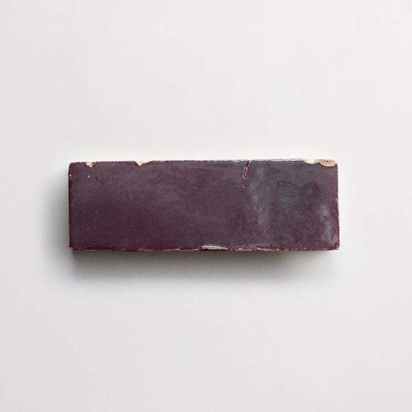 clé zellige | baguette | gloss | midnight port | sample 