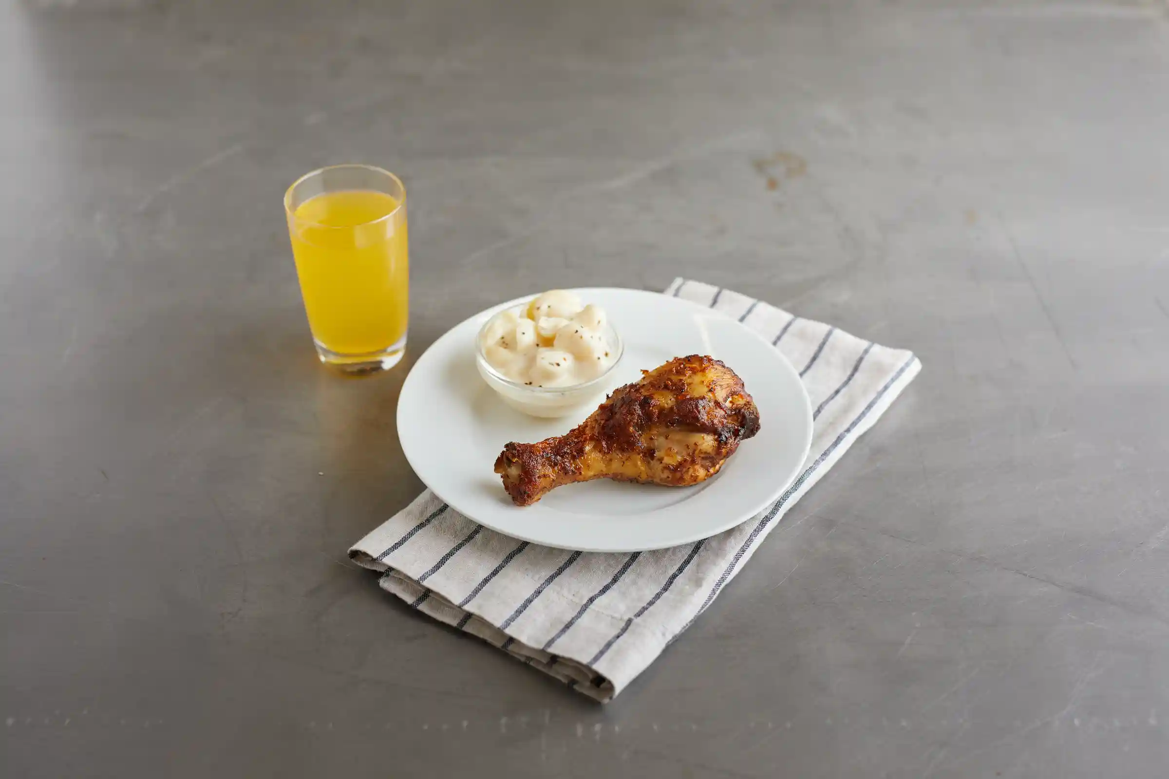 Tyson® Fully Cooked Mesquite Glazed Chicken Drumsticks_image_01