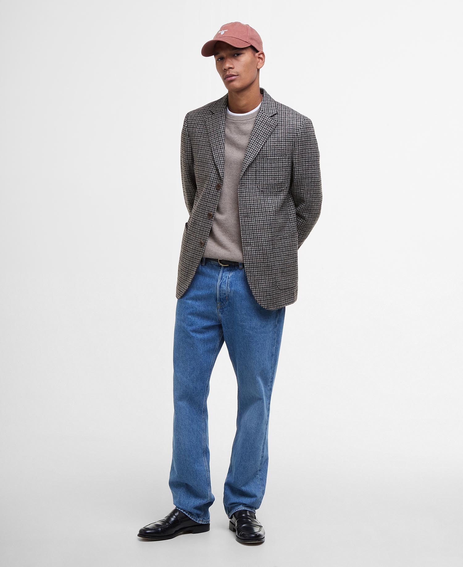 Check Blazer image number 0