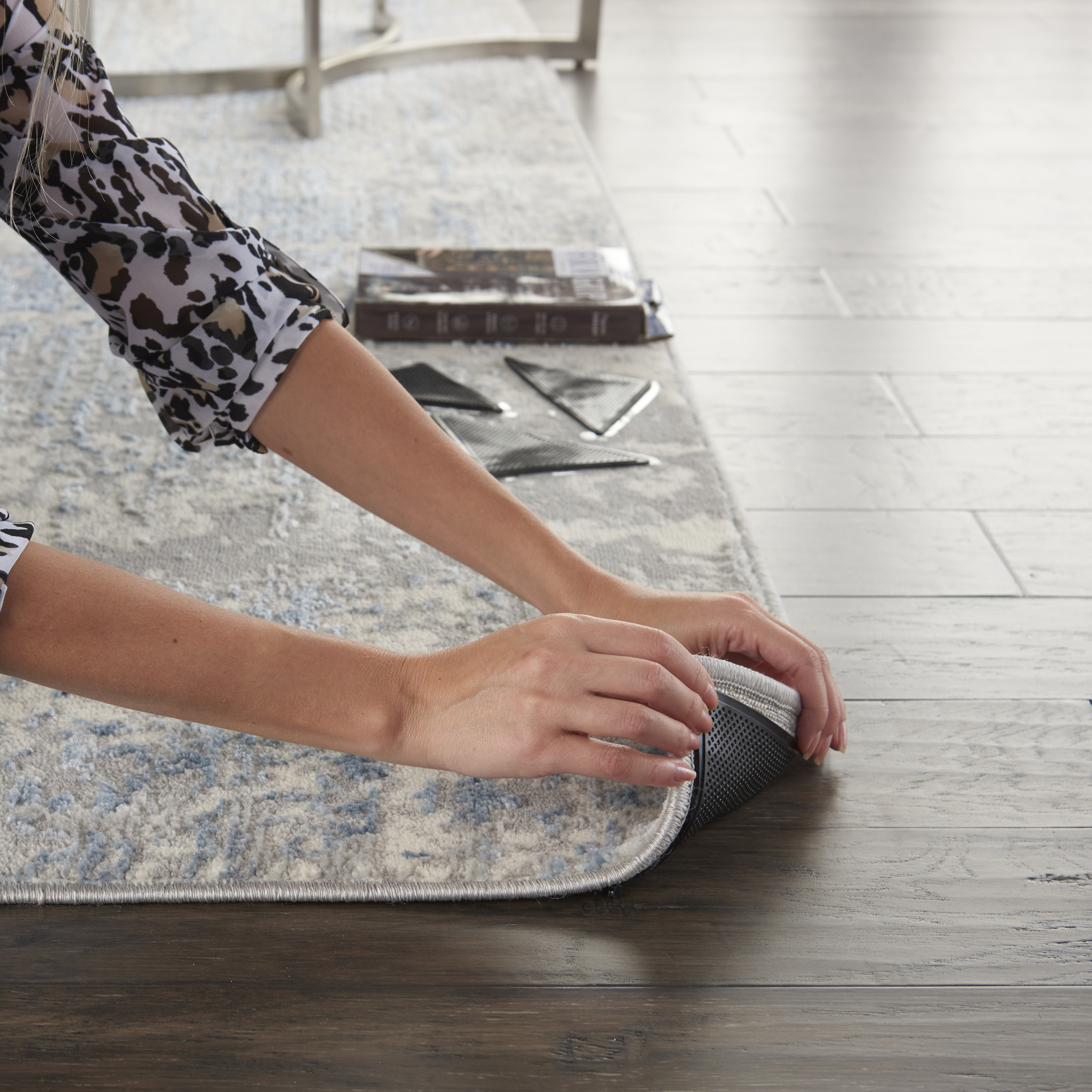 Nourison Rug Gripper Set of 8 Black Indoor Rug