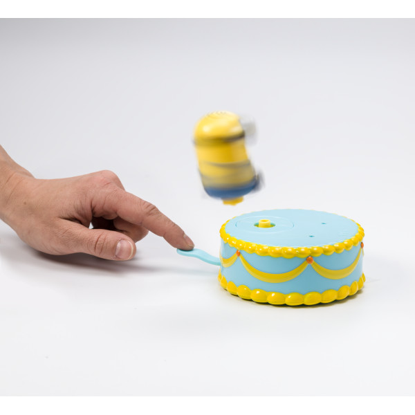 Minions Celebrate Signature Cake Decoset Decopac Minions Celebrate Signature Cake Decoset Decopac