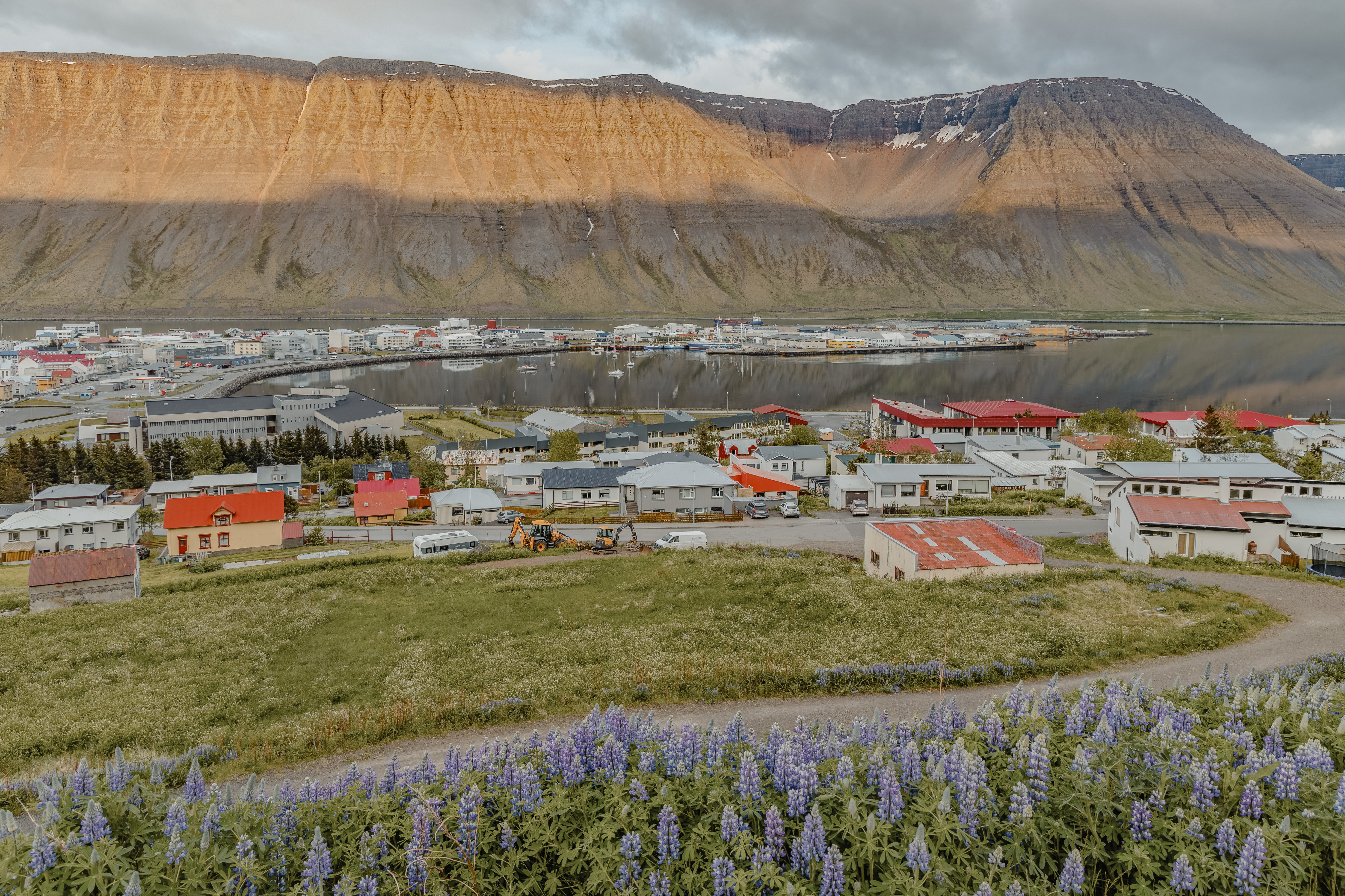 Reykjavik → Southampton (8 nights)