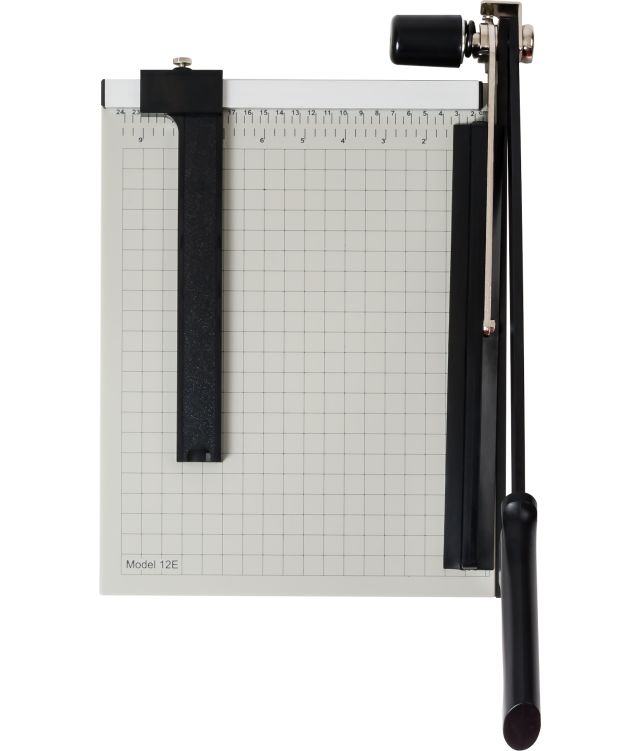 Dahle Vantage® Guillotines are accurate and sturdy, ideal for everyday trimming tasks and creative projects.