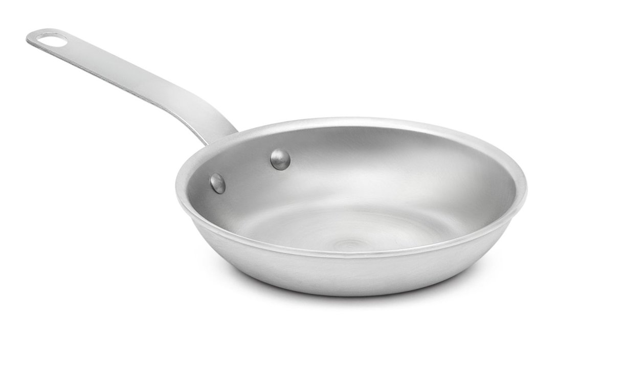7-inch Wear-Ever® aluminum fry pan with natural finish and plated handle