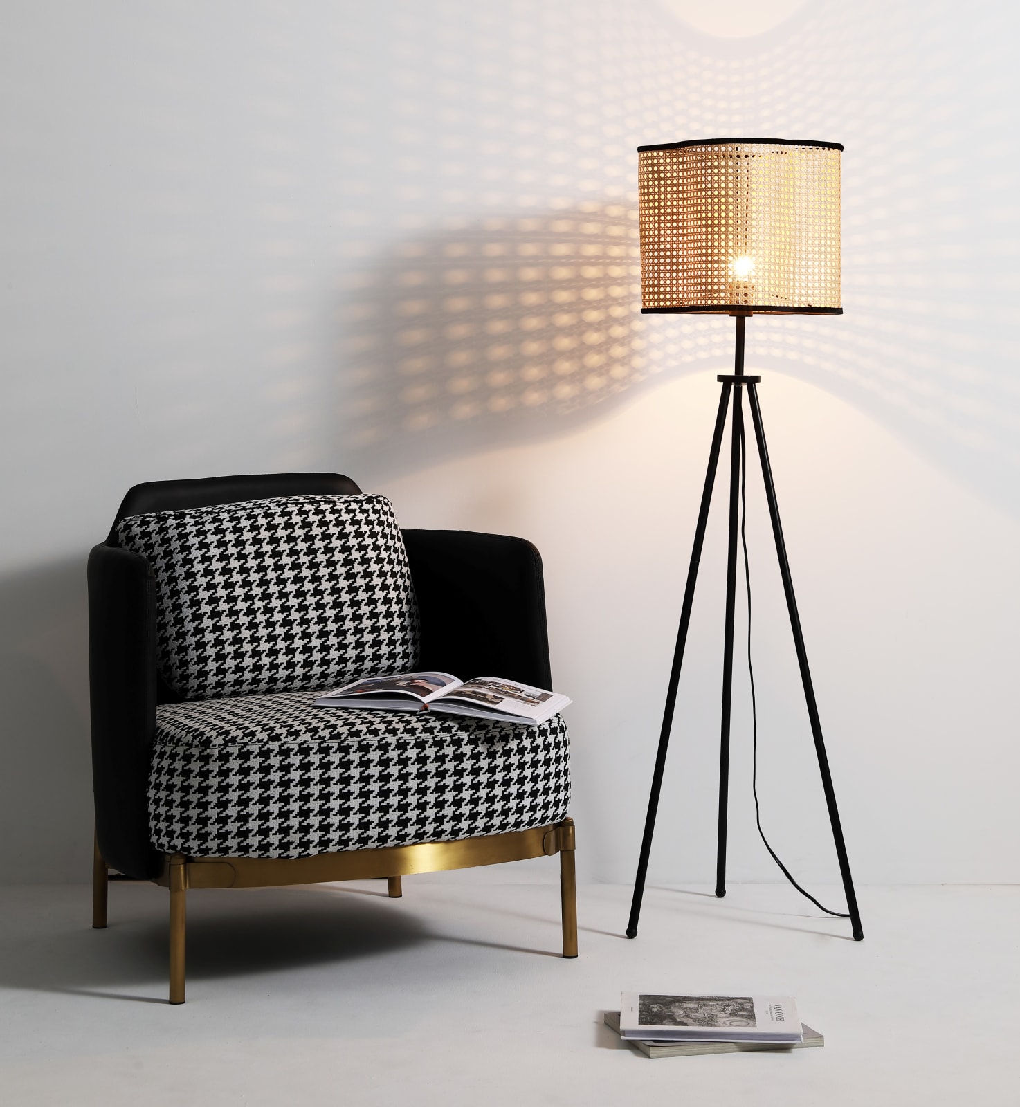 Gal Floor Lamp — installation 2