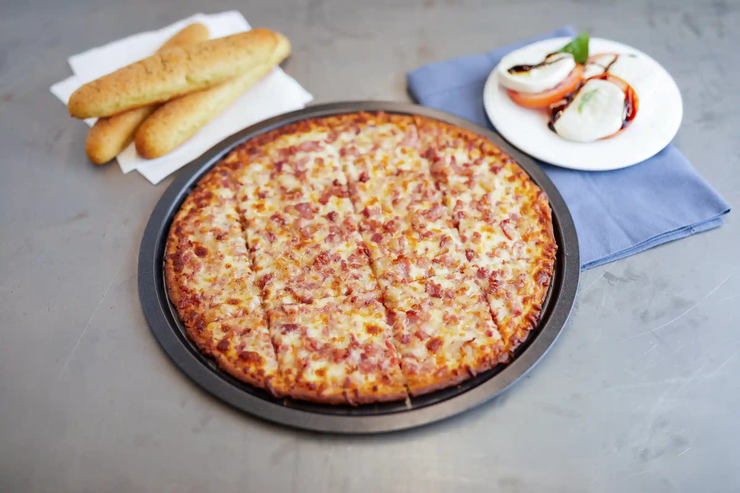 Hillshire Farm® Bakin' Bacon™ Heat-N-Serve Pizza Topping, 1/2 Inch x 1/2 Inch Diced_image_1
